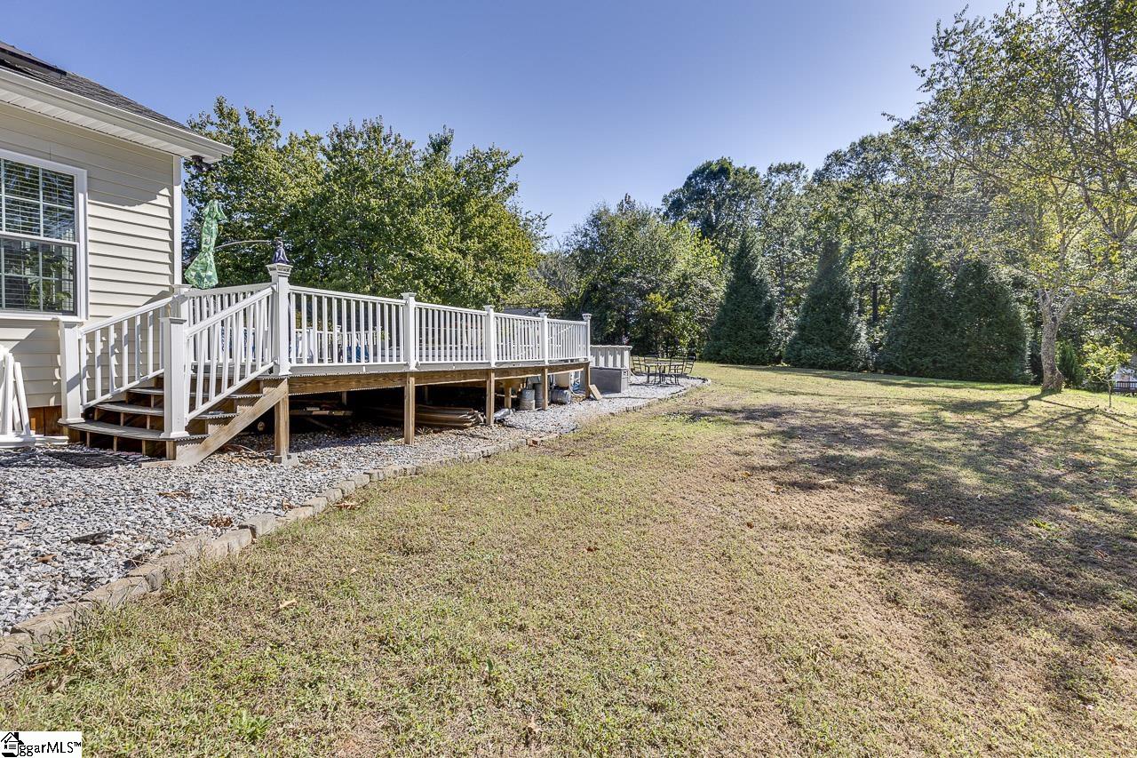 140 Colonial Drive Property Photo 41