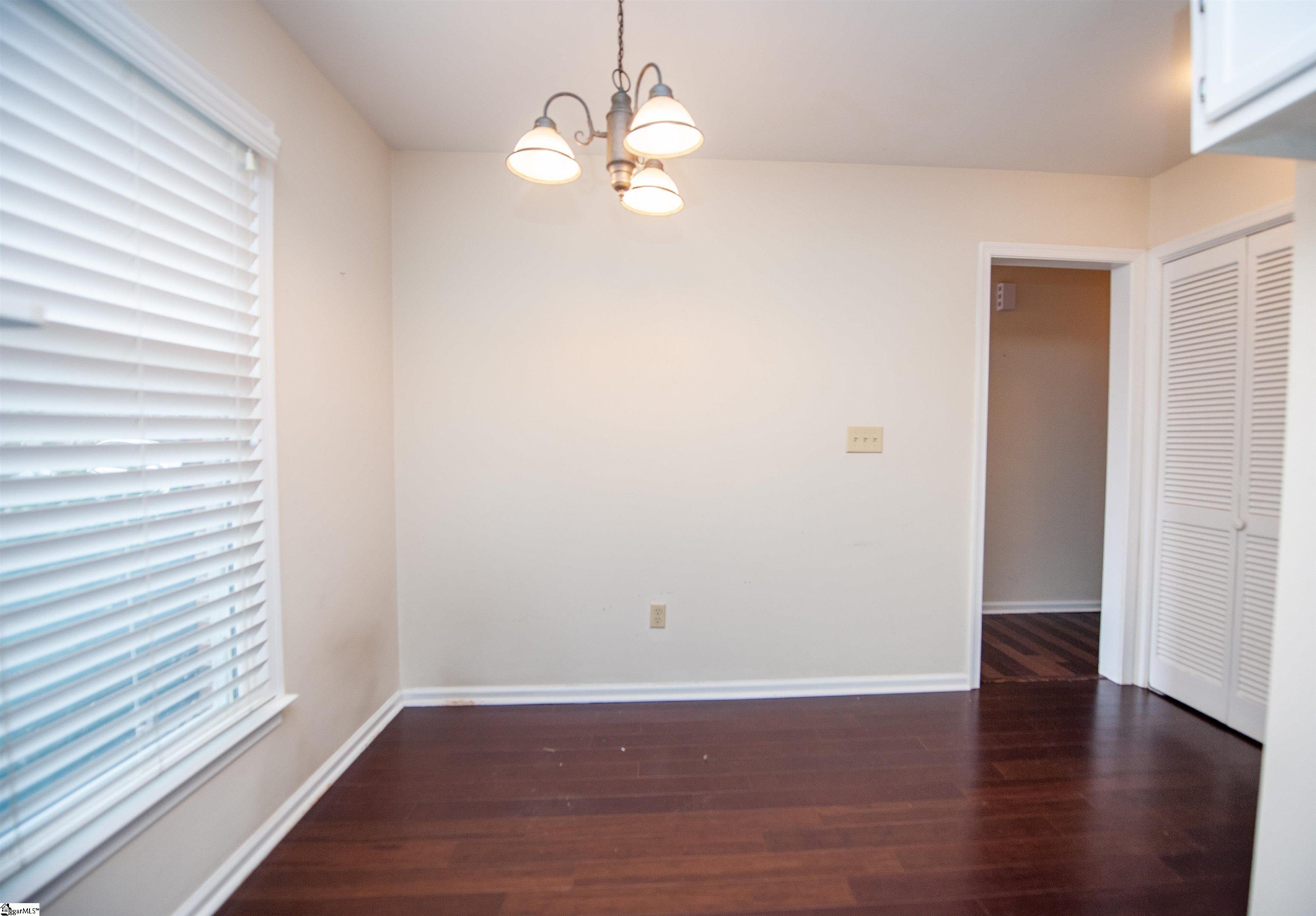 164 Buckstone Lane Property Photo 9