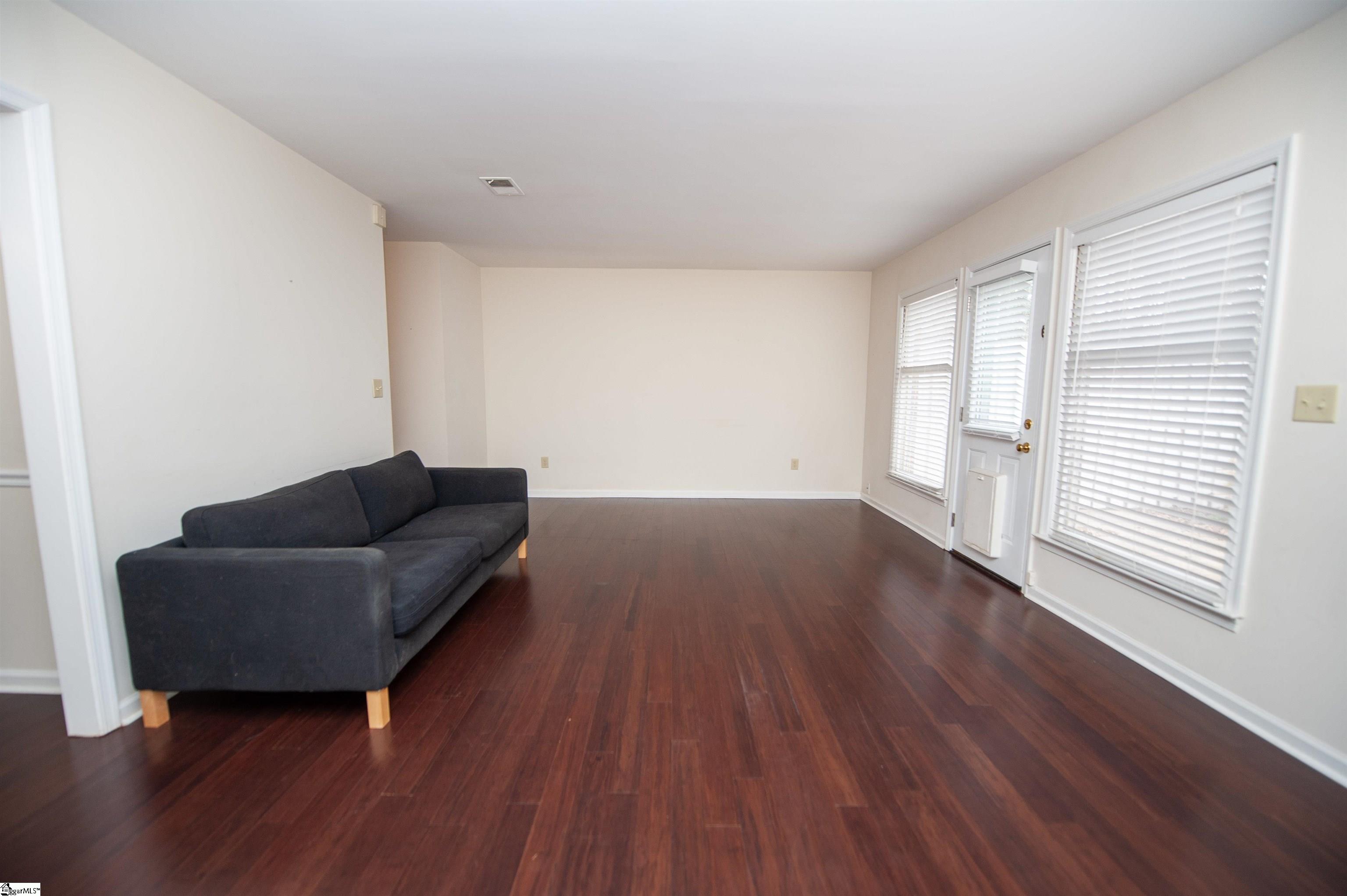 164 Buckstone Lane Property Photo 10