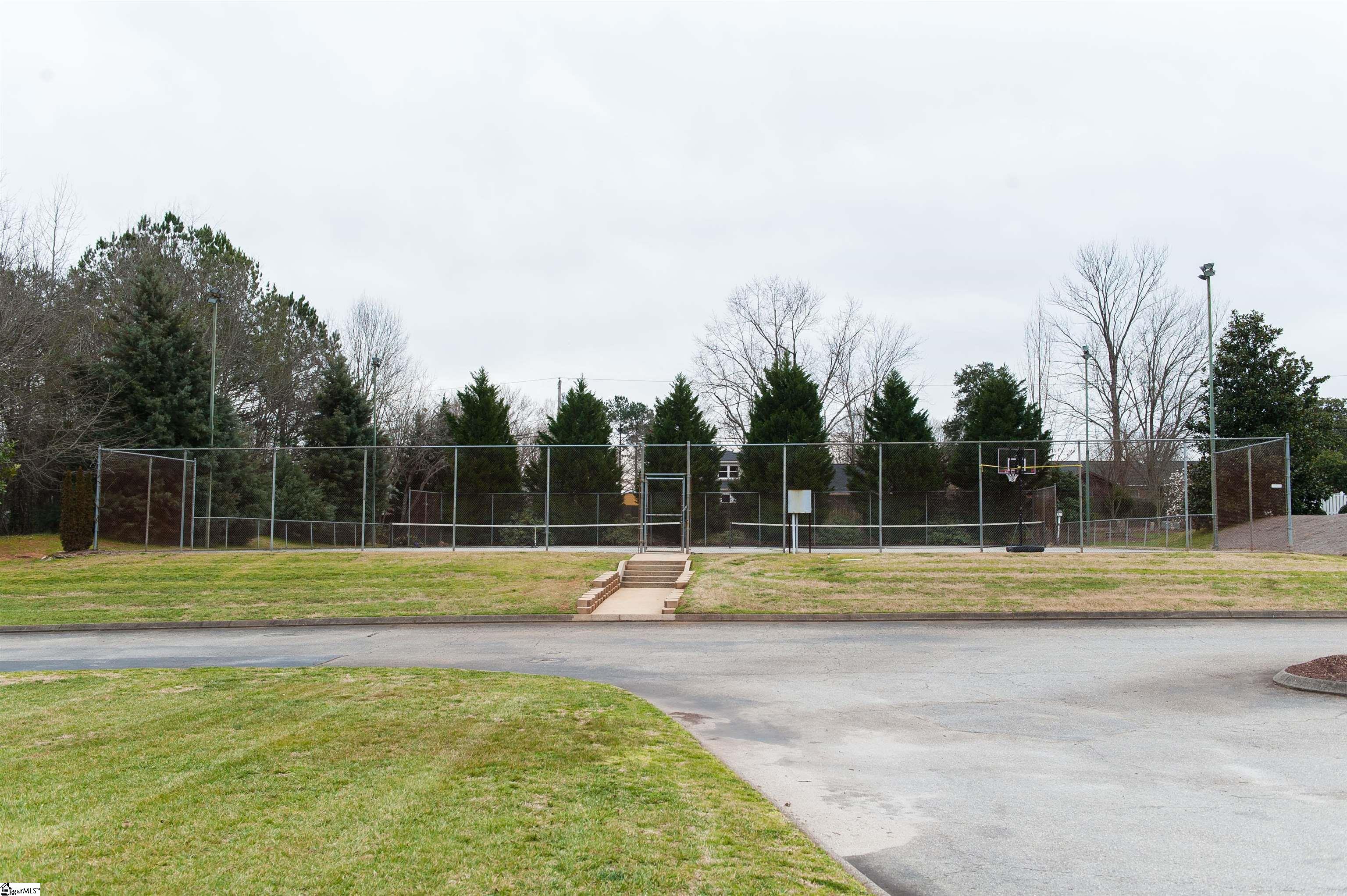 164 Buckstone Lane Property Photo 32