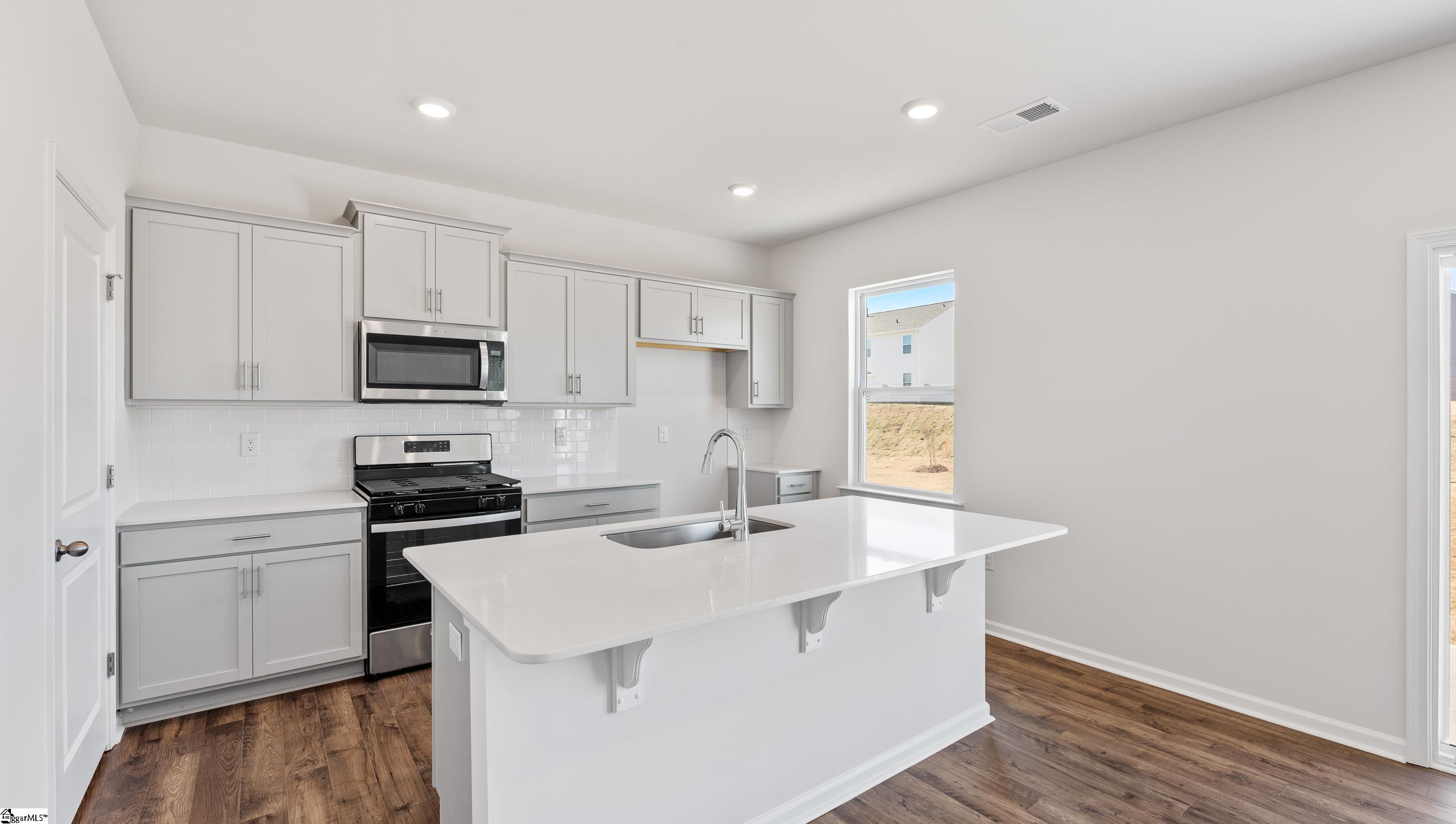 311 Lodestone Road Property Photo 10