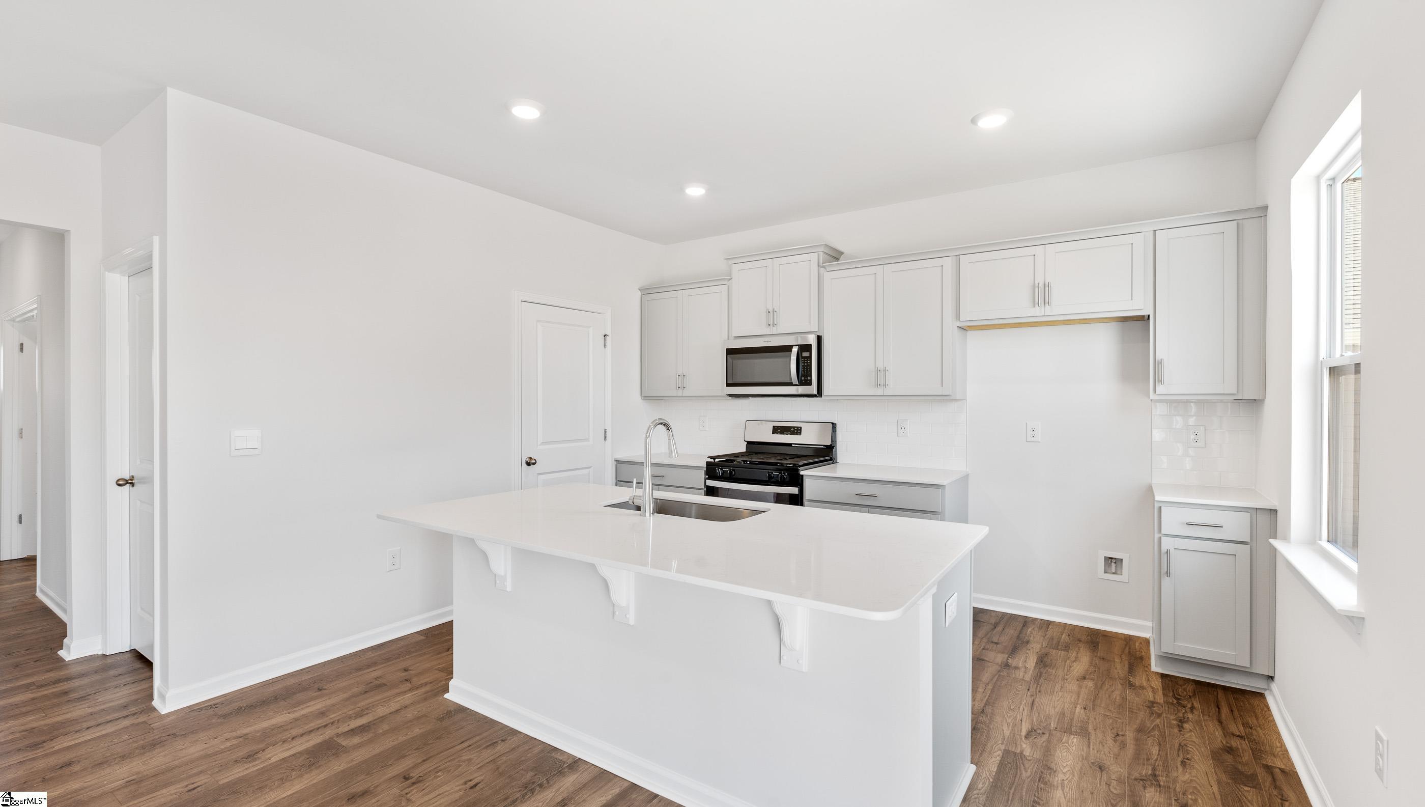 311 Lodestone Road Property Photo 11