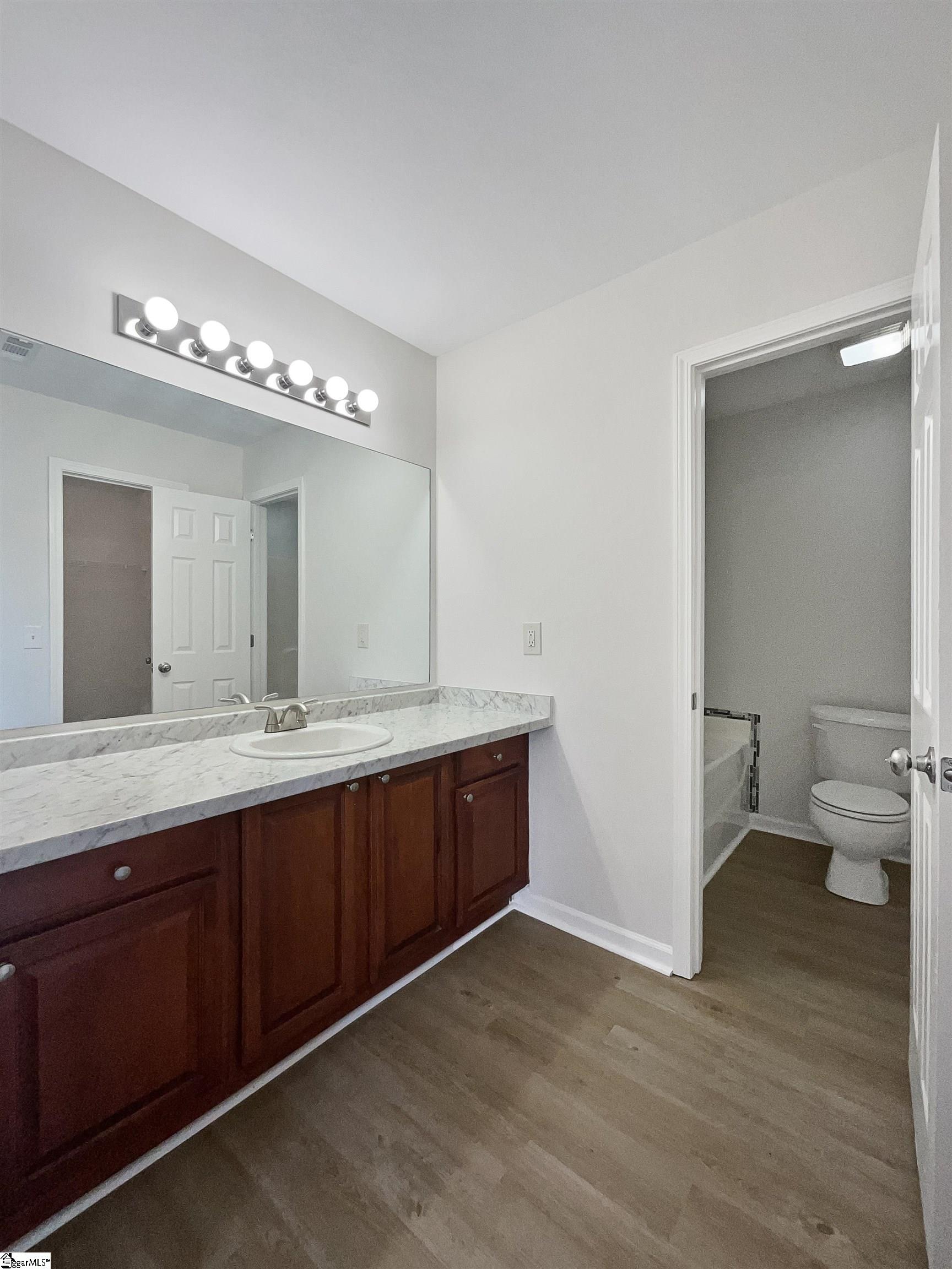 259 Waxberry Court Property Photo 7