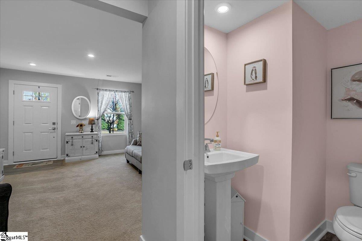 105 Englefield Drive Property Photo 3