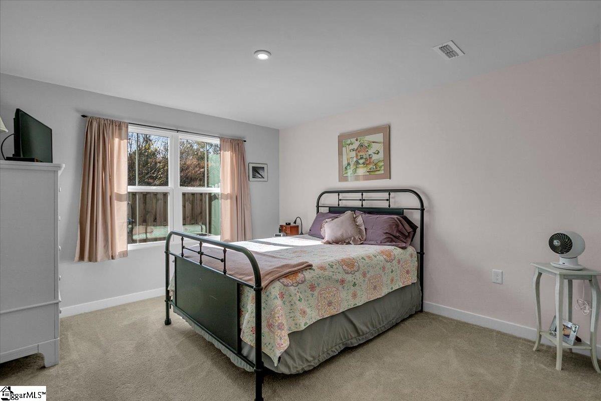 105 Englefield Drive Property Photo 7