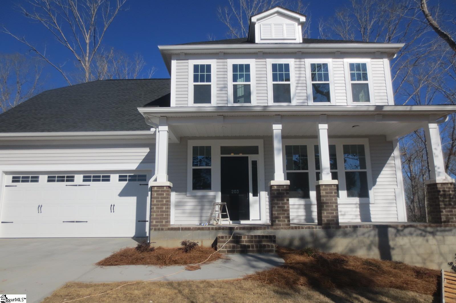 203 Carpenter Road Property Photo 1