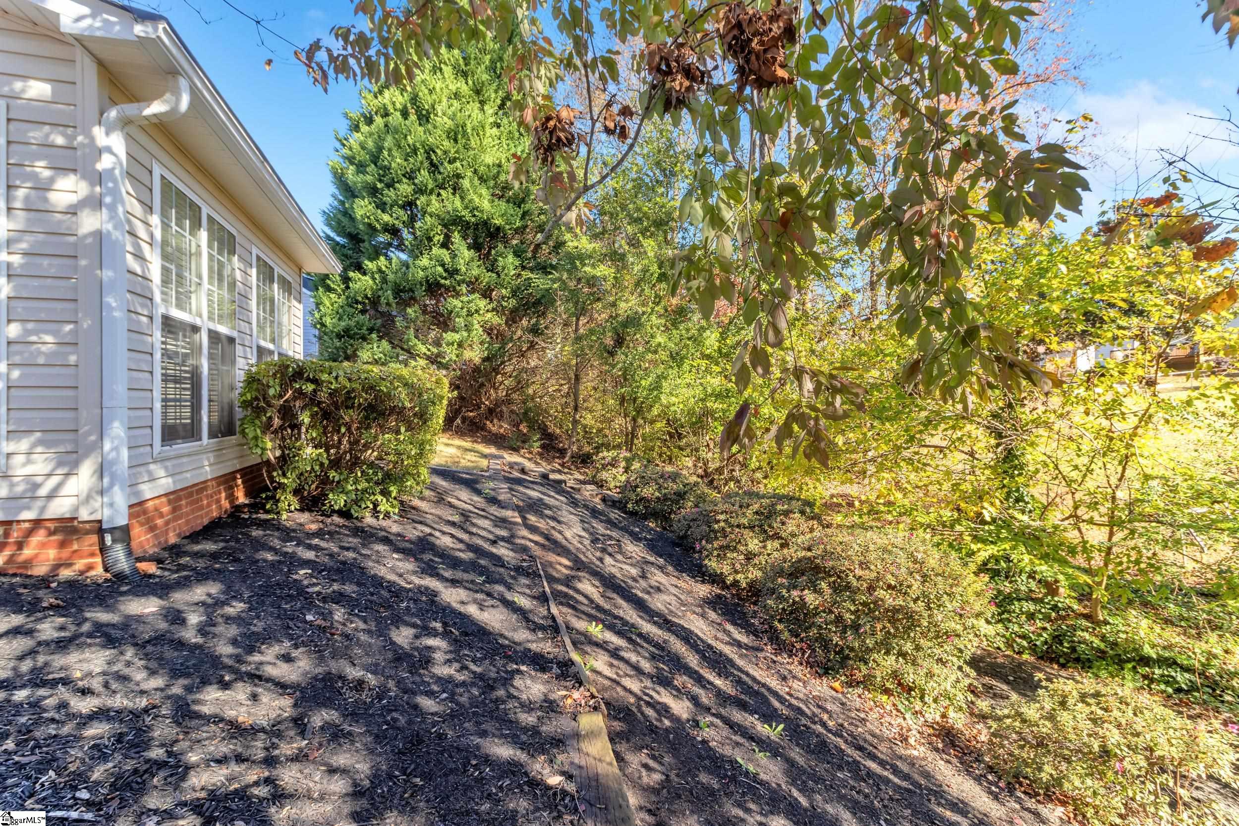 313 Lexington Place Way Property Photo 33
