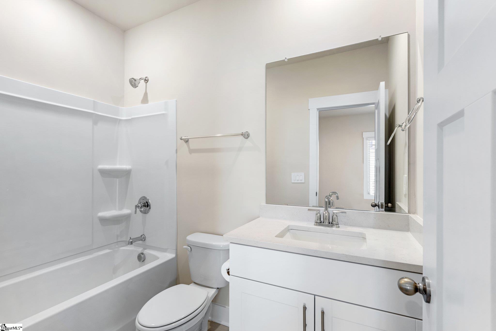 522 Silverado Avenue Property Photo 24