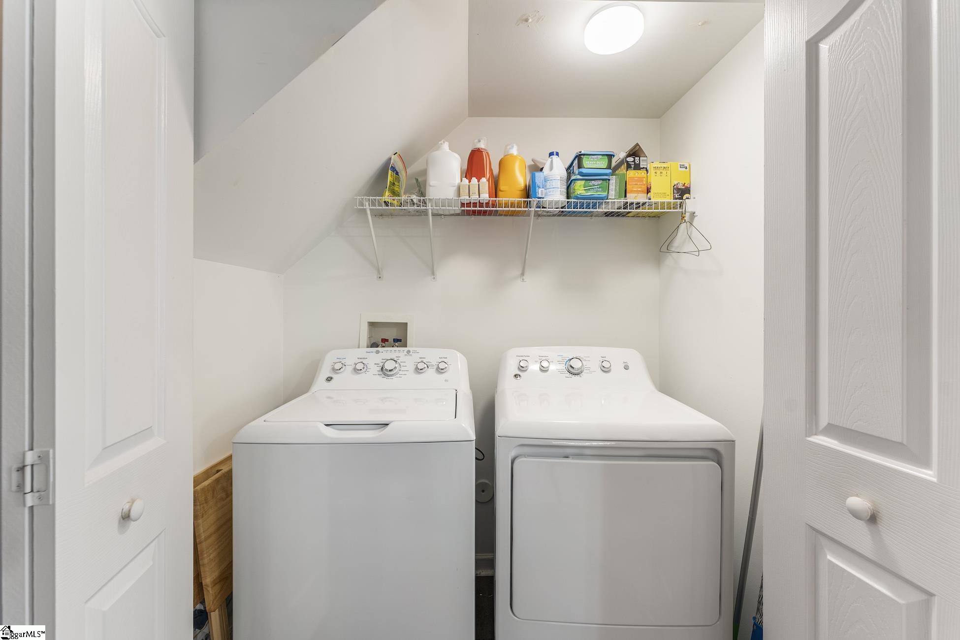 320 Cumulus Court Property Photo 13