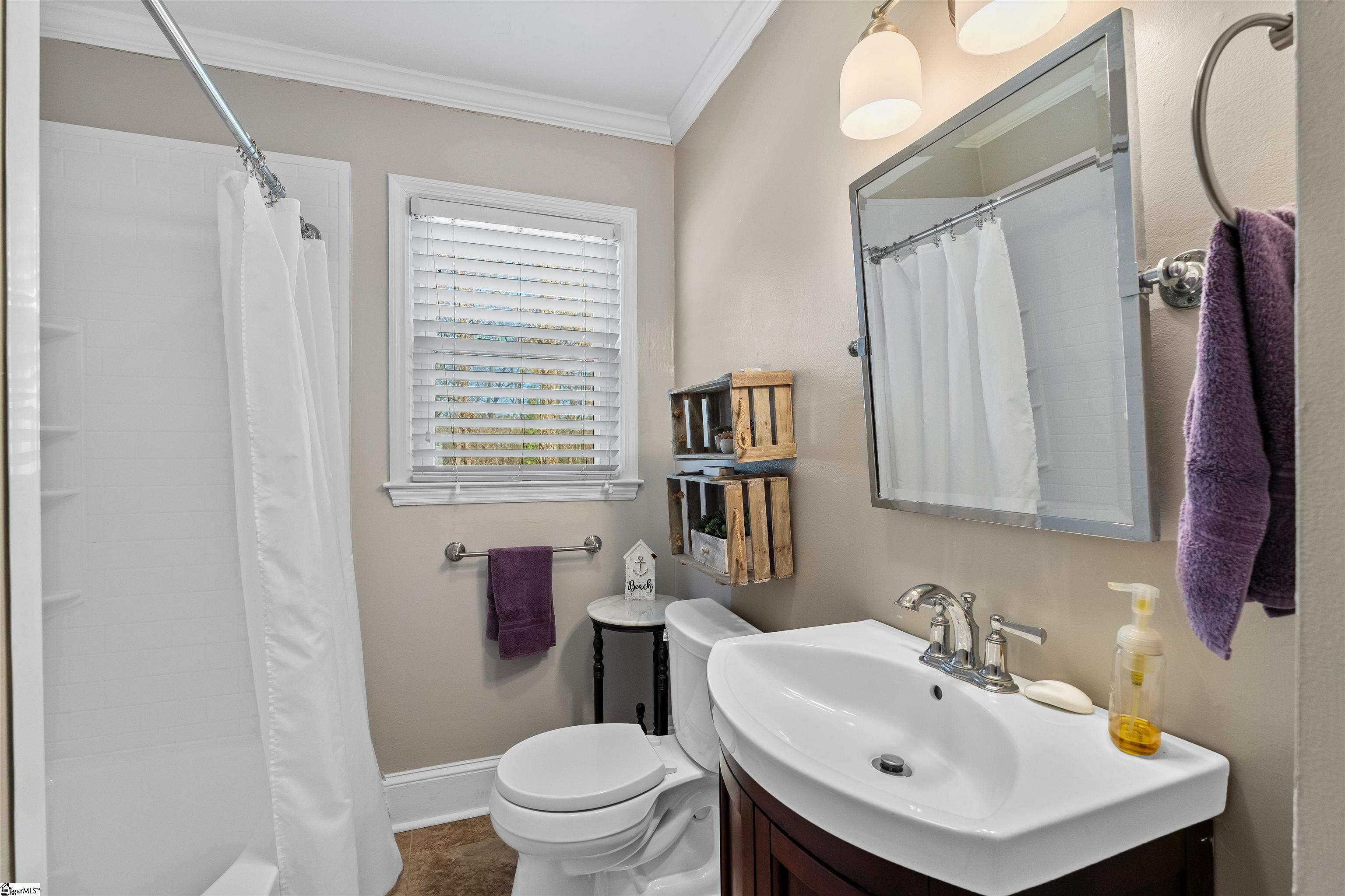 199 Westminster Drive Property Photo 16