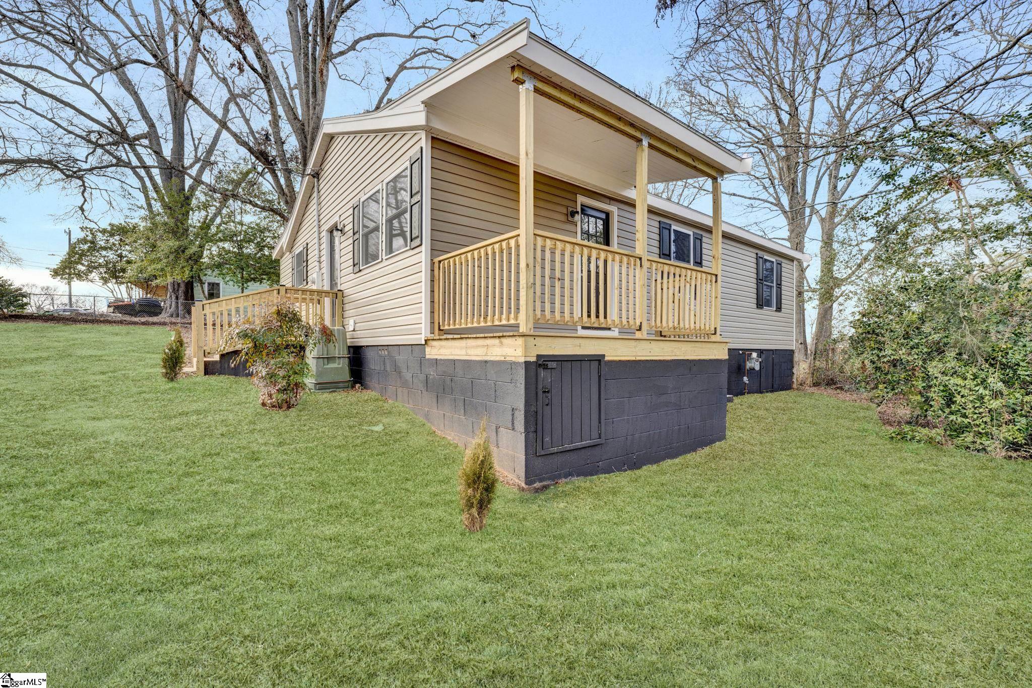 107 Bailey Circle Property Photo 4