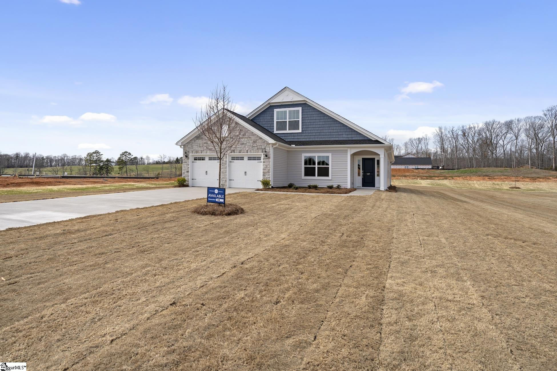 107 Fox Creek Court Property Photo 3