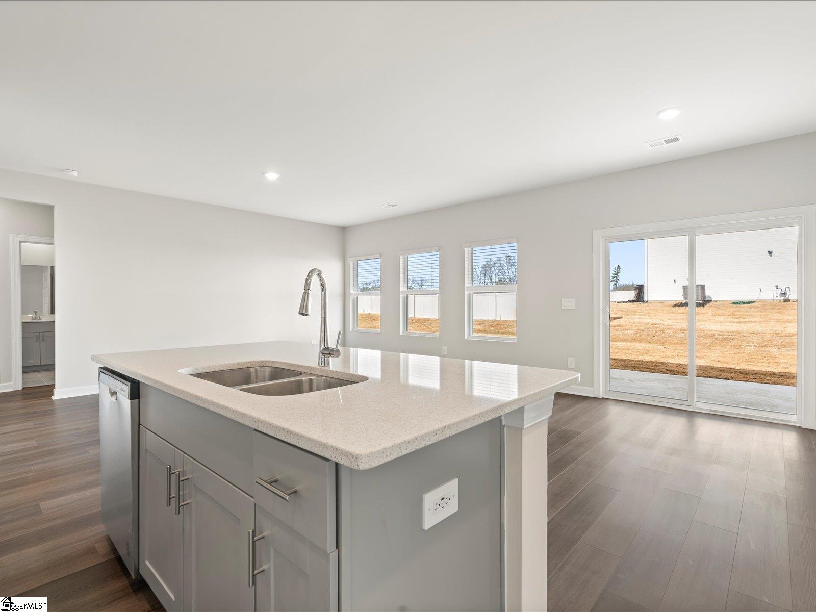 1681 Erindale Drive Property Photo 10