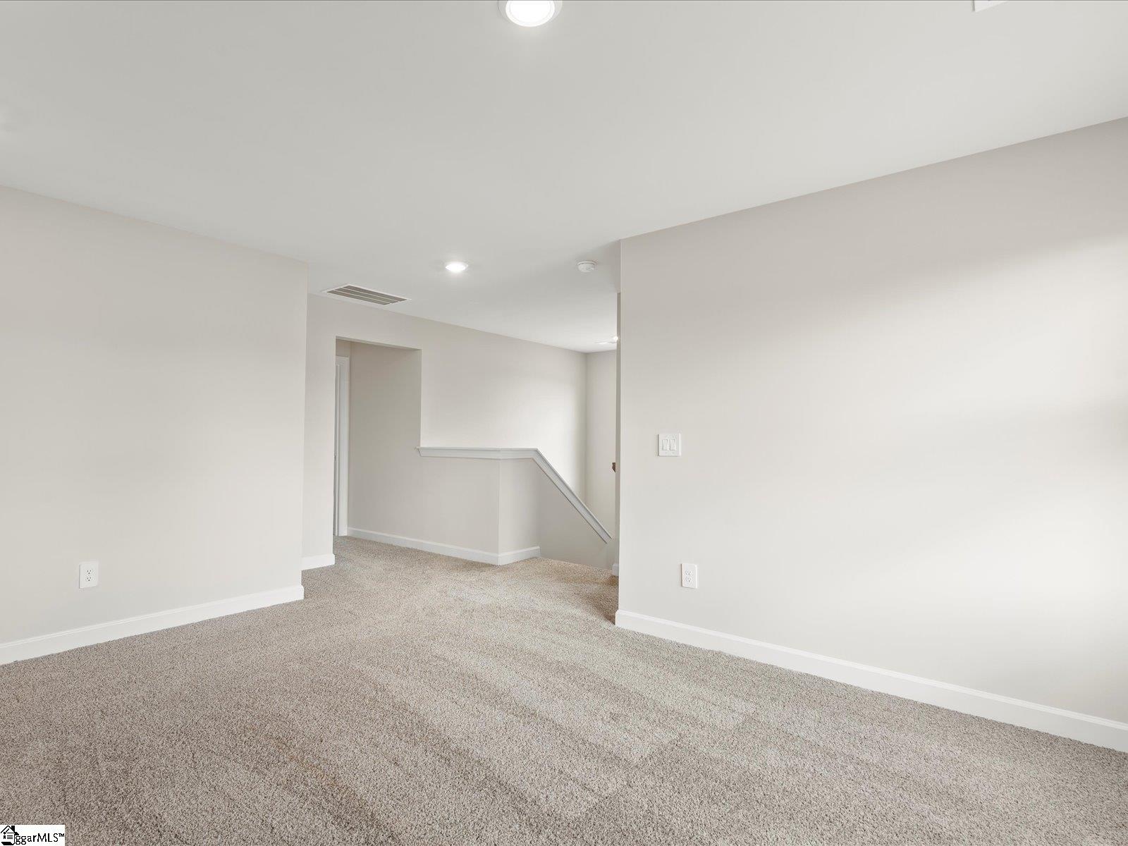 1681 Erindale Drive Property Photo 19