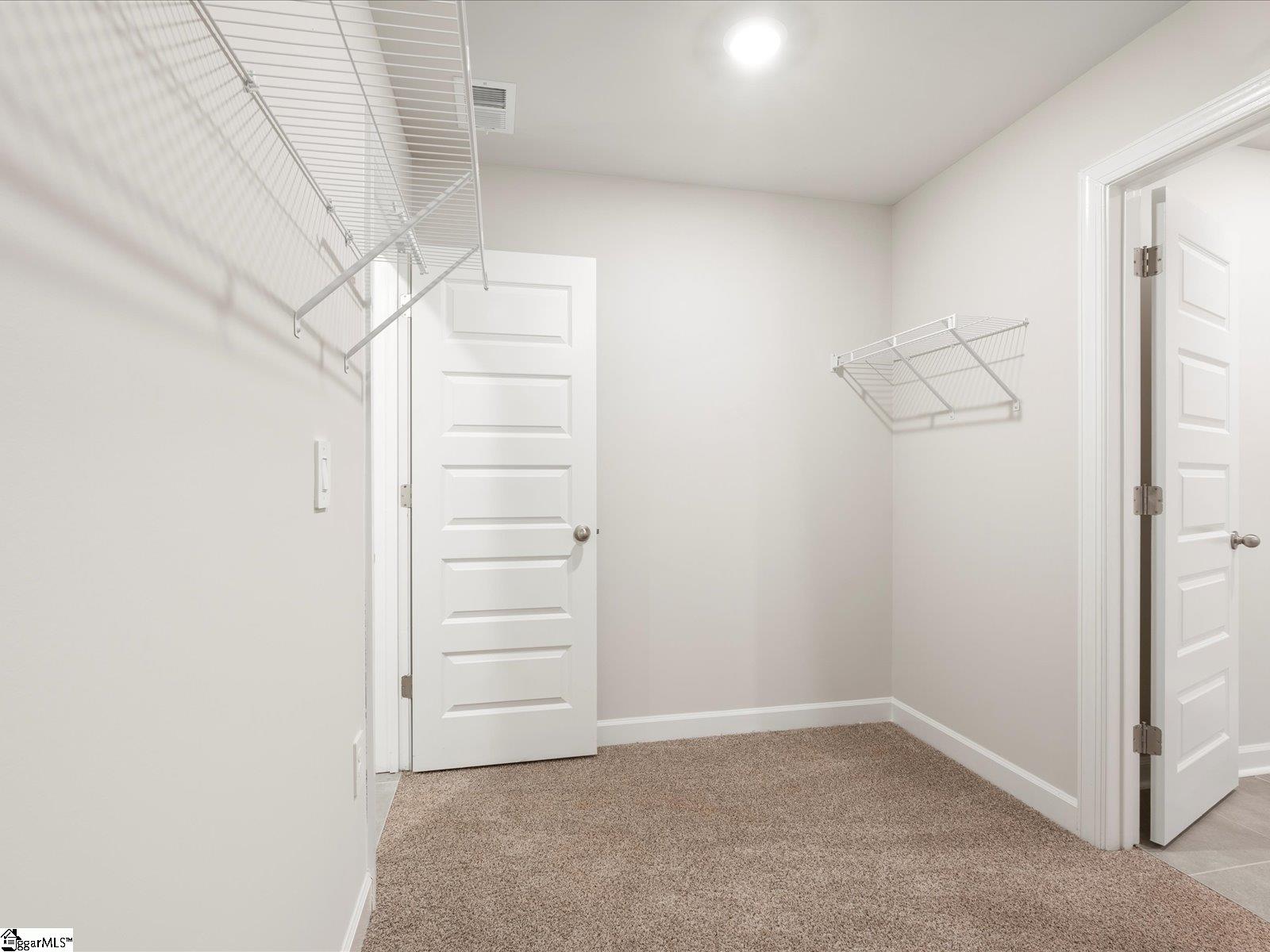 1681 Erindale Drive Property Photo 27