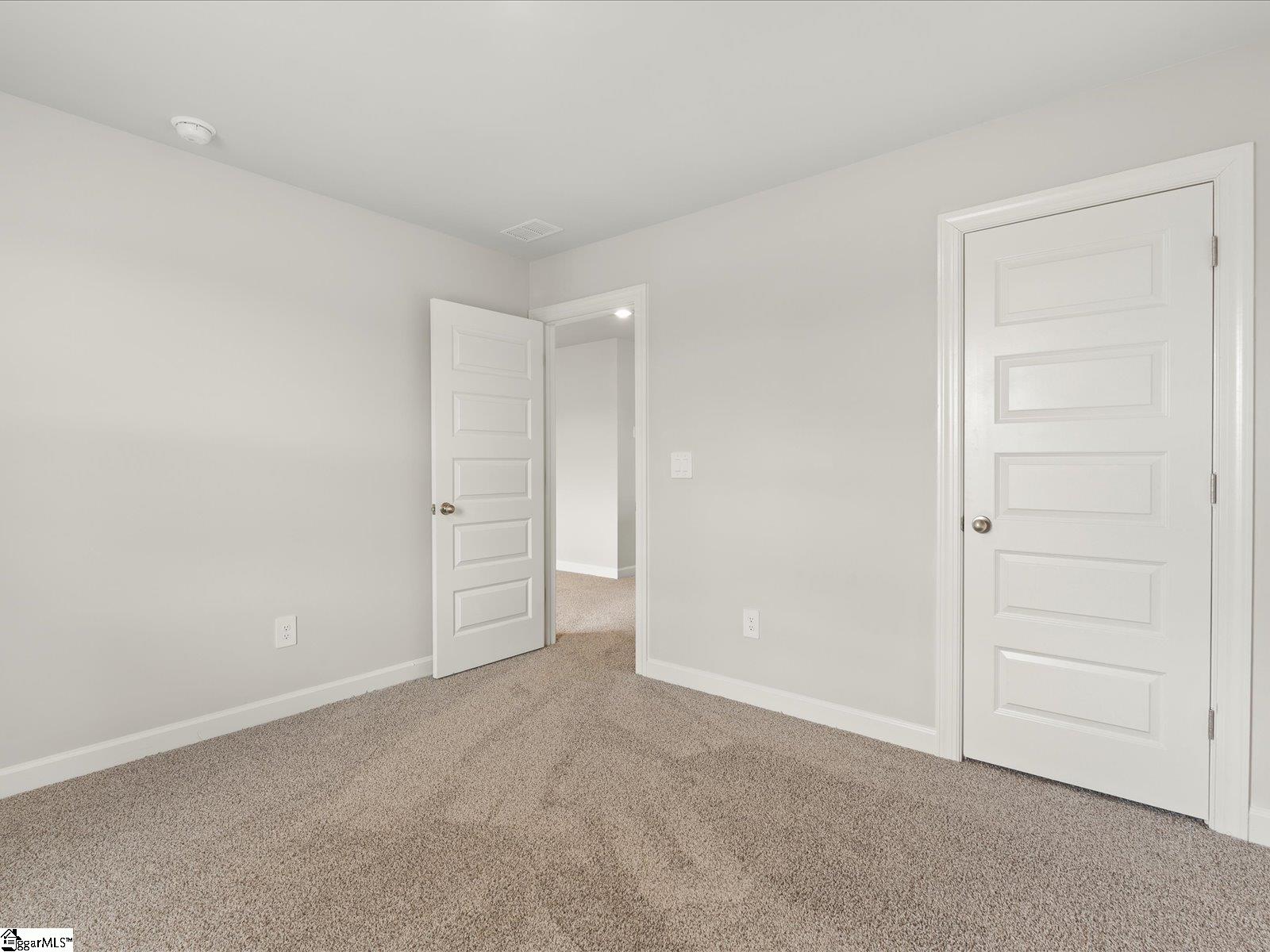 1681 Erindale Drive Property Photo 30