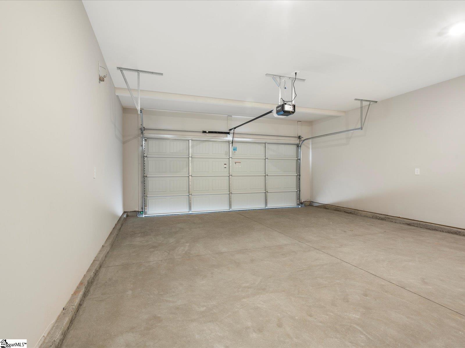 1681 Erindale Drive Property Photo 36