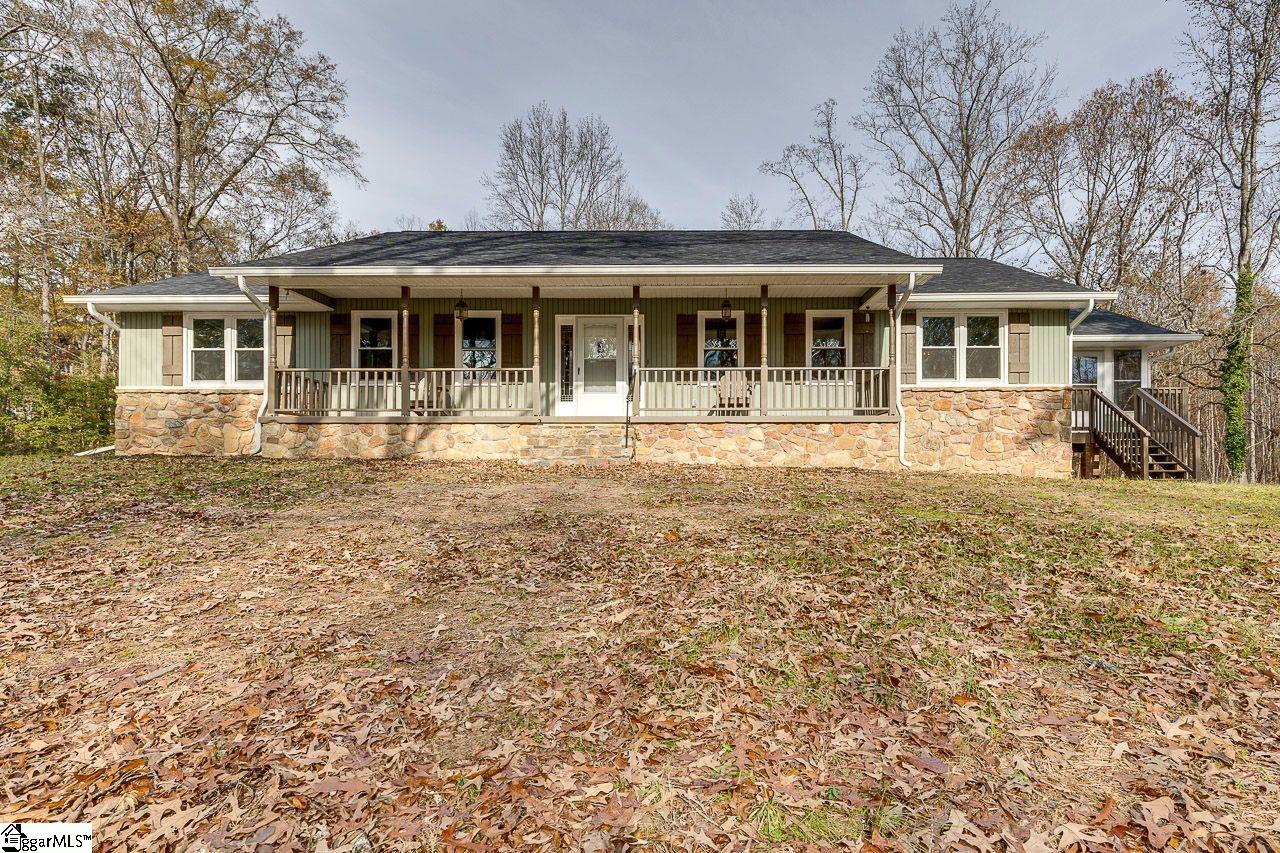 201 Arrowhead Trail Property Photo 2