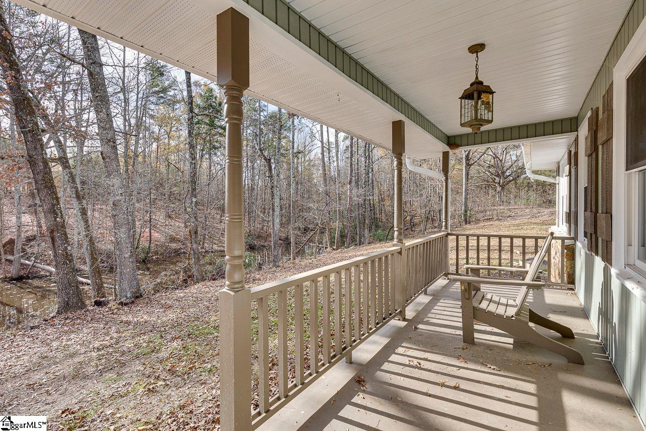 201 Arrowhead Trail Property Photo 4