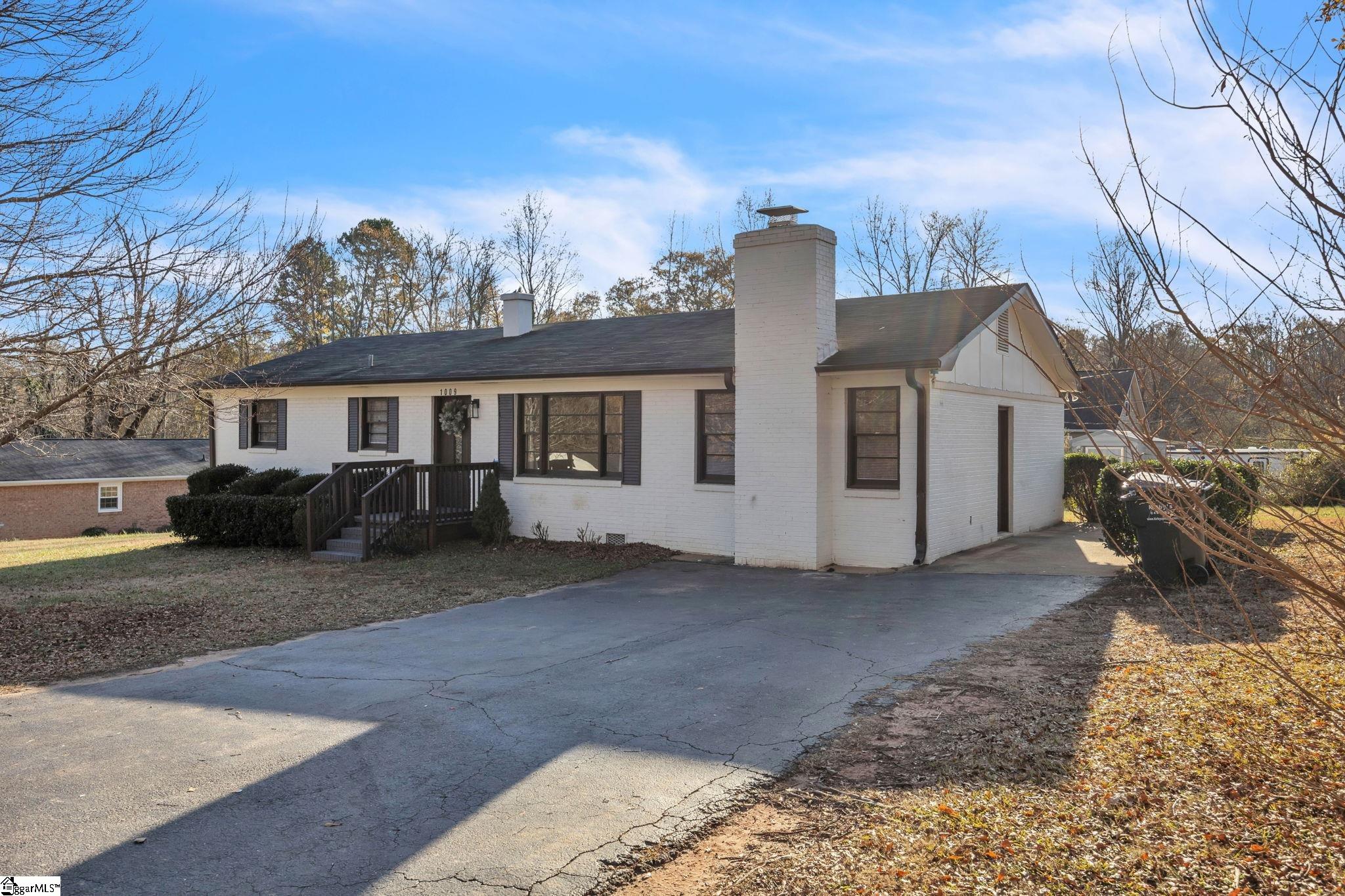 1009 Dorothy Street Property Photo 2