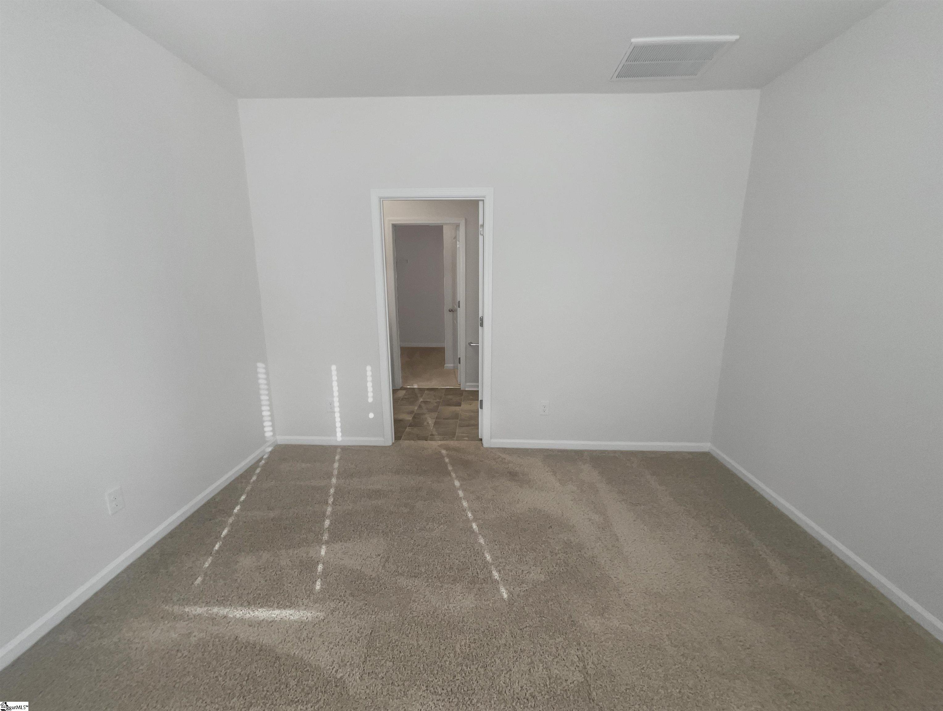 652 Ashwood Way Property Photo 10