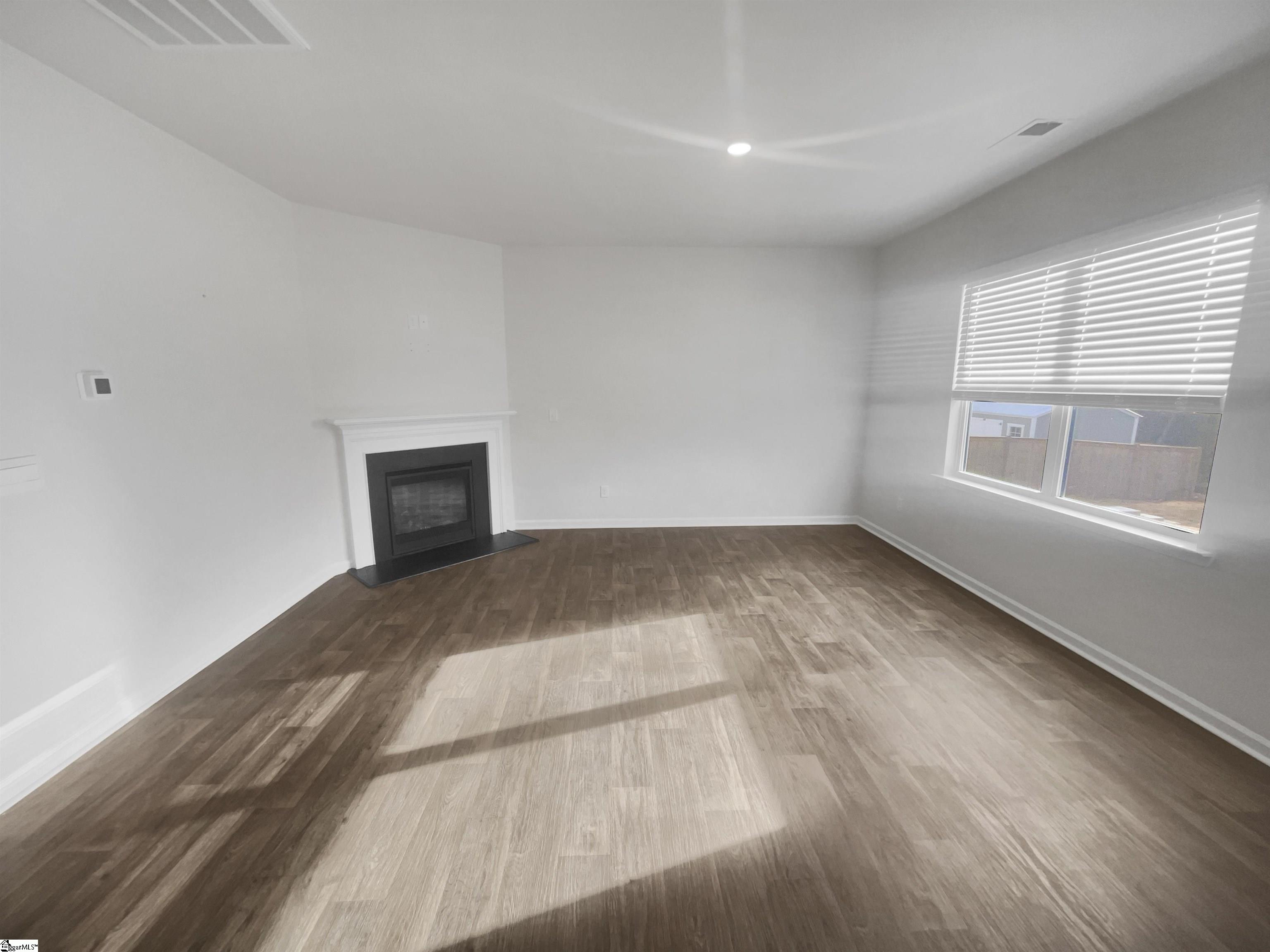 652 Ashwood Way Property Photo 17
