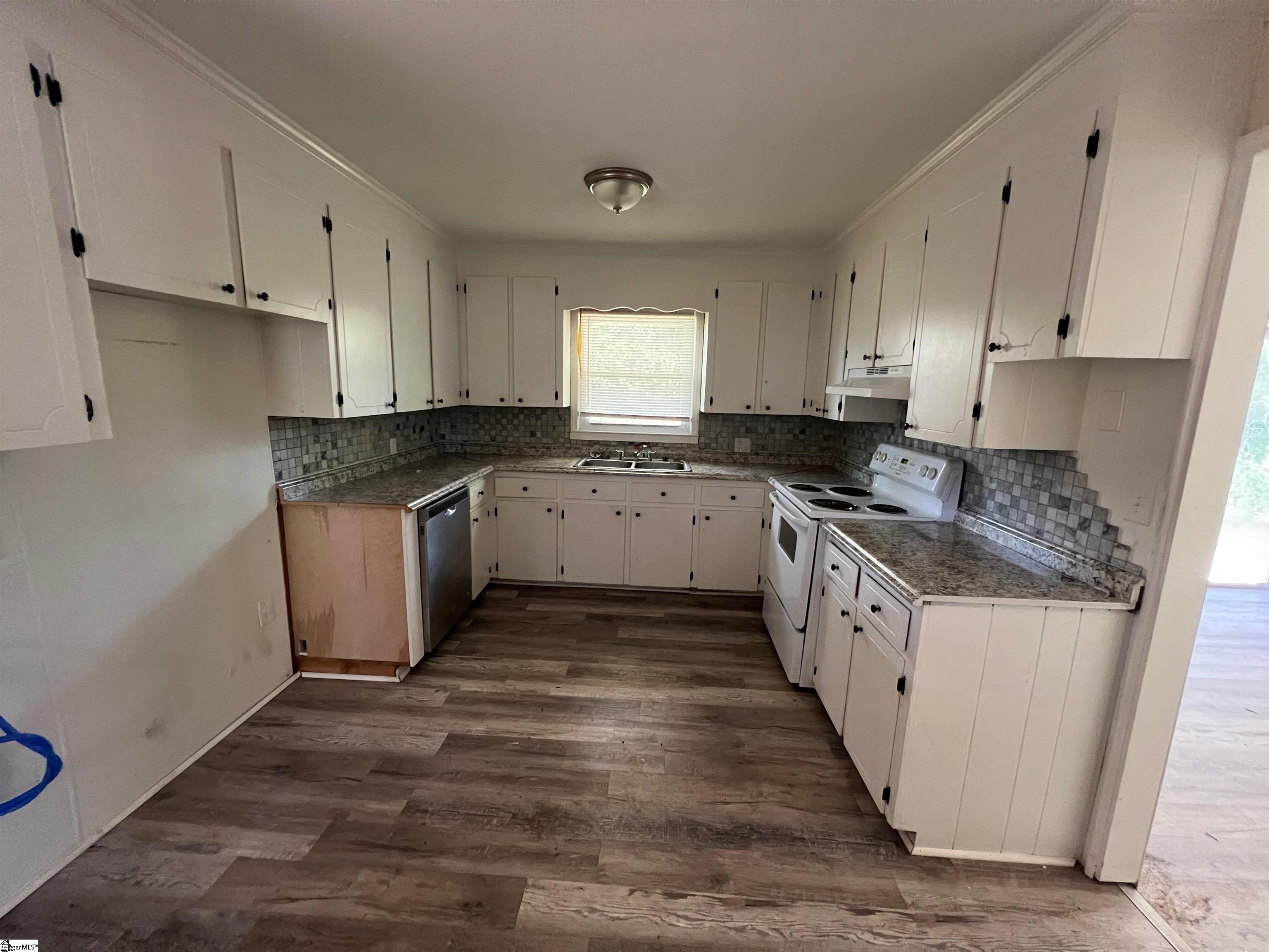 1014 S Fant Street Property Photo 5