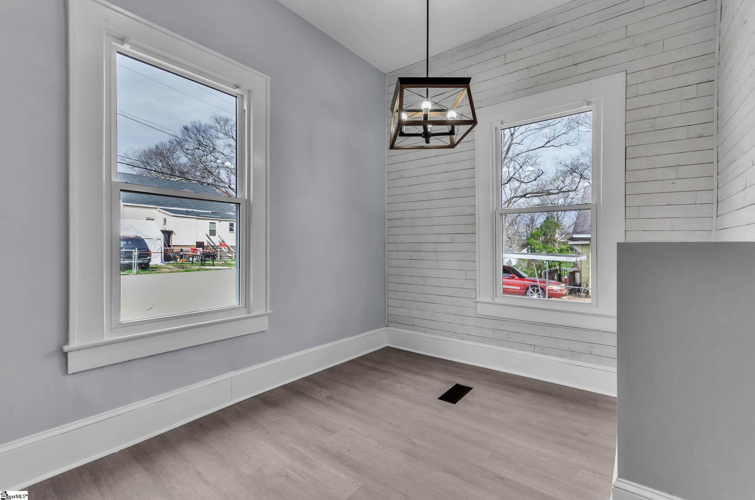 16 Beattie Street Property Photo 20