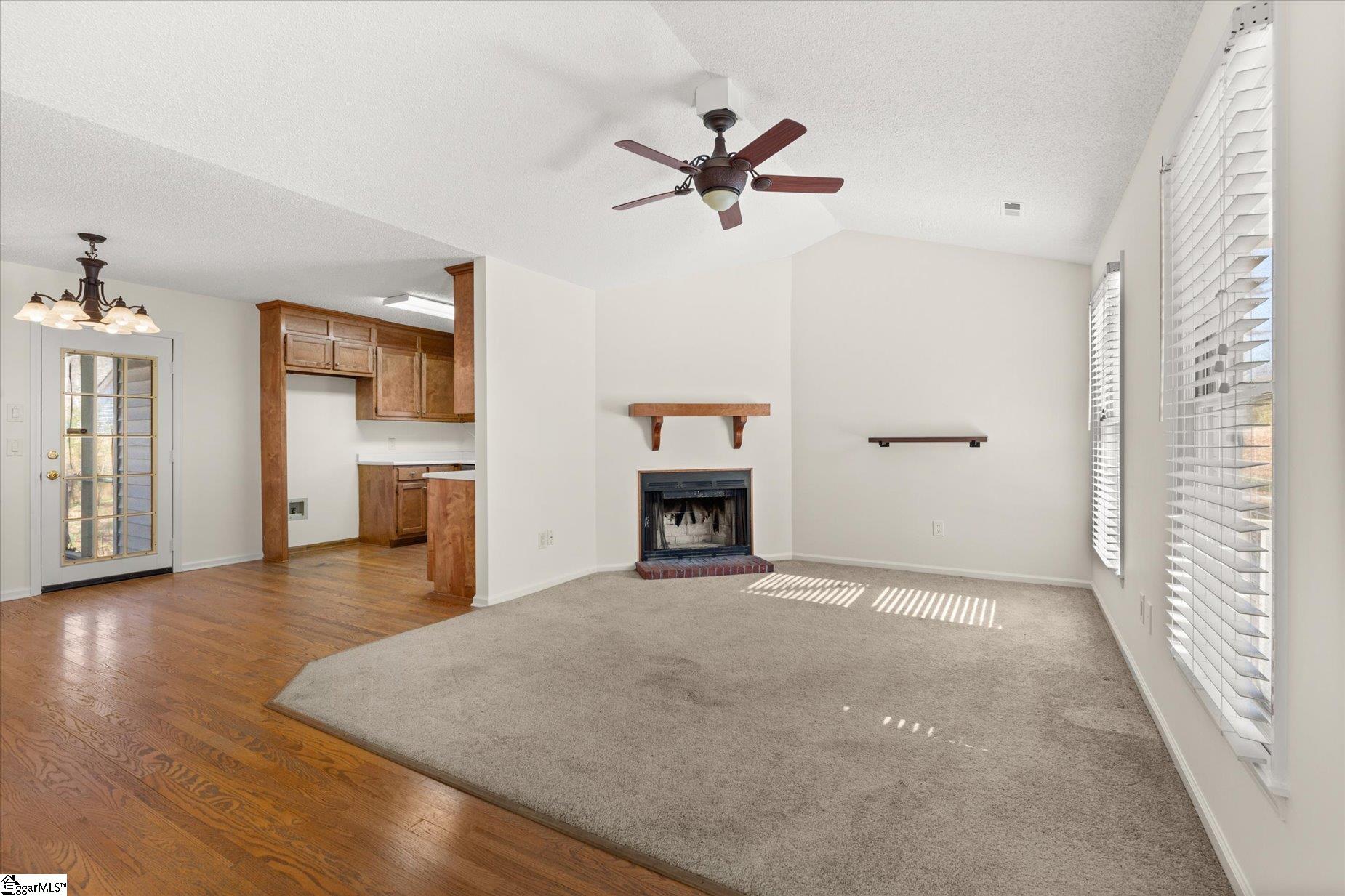 407 Timberview Lane Property Photo 6