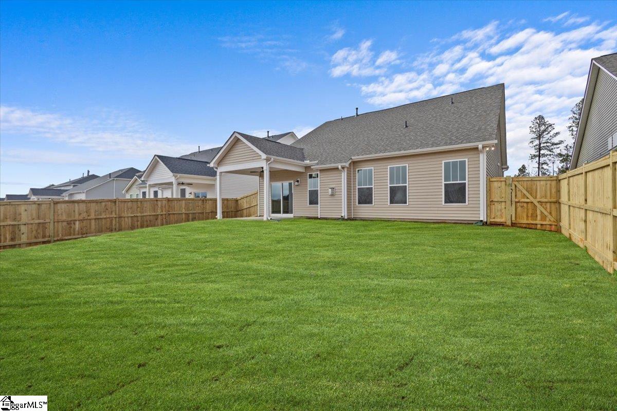 12050 Mahogany Circle Property Photo 5