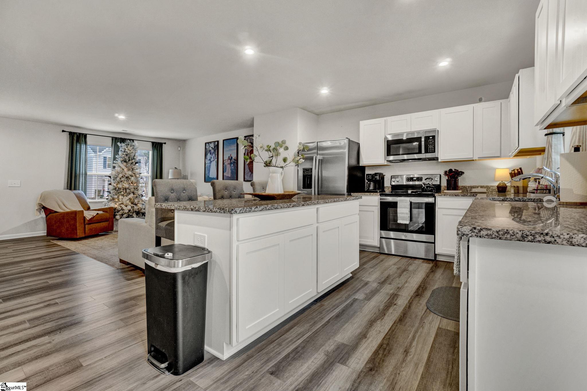 135 Lily Park Way Property Photo 10