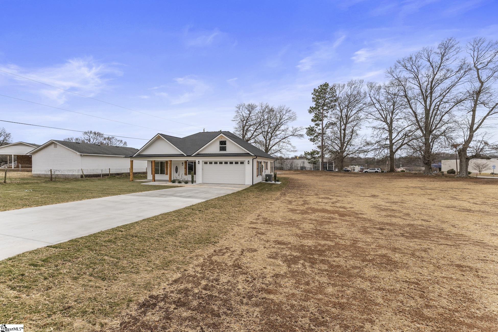 403 Mcneil Drive Property Photo 3