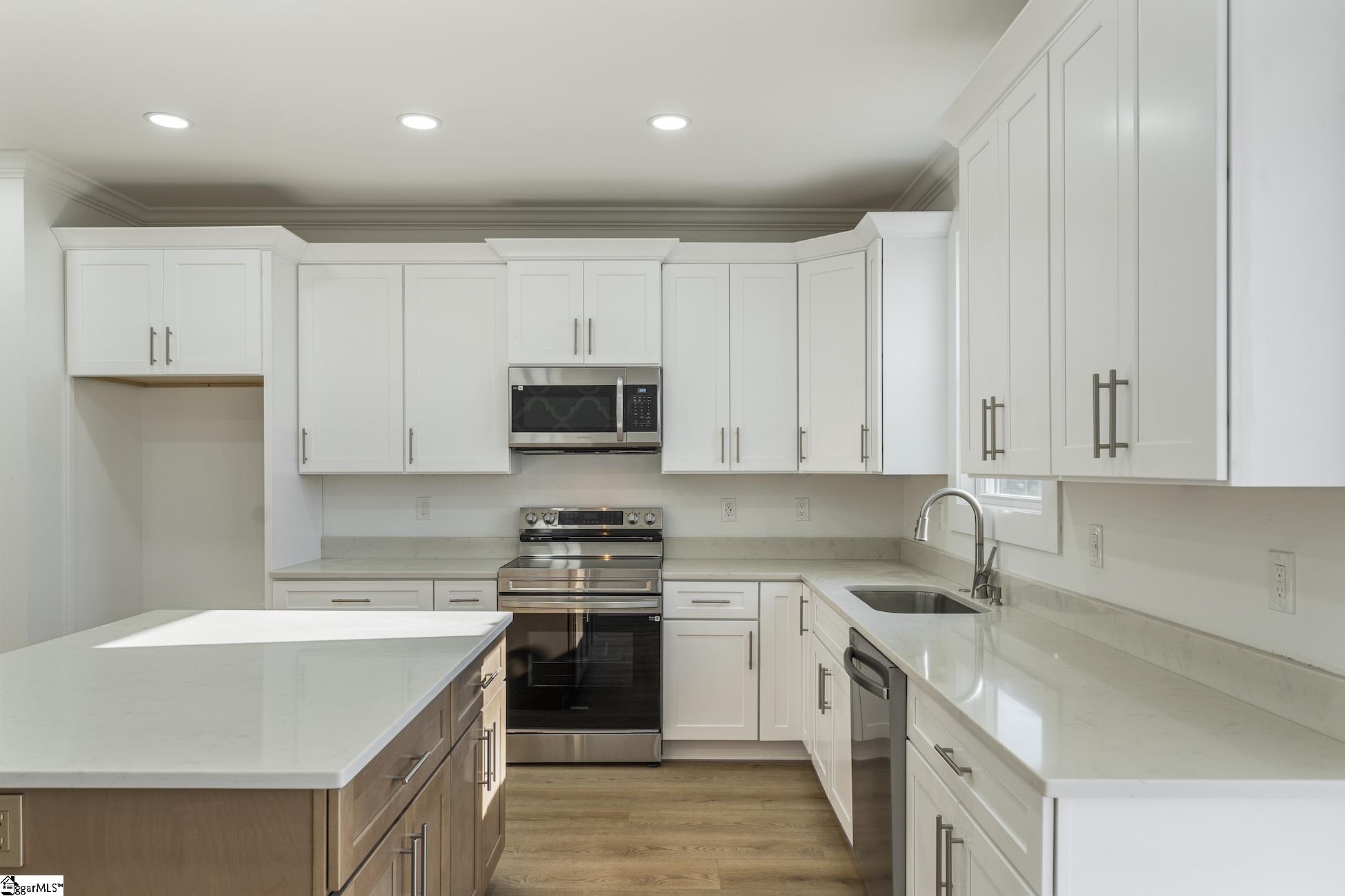 403 Mcneil Drive Property Photo 12