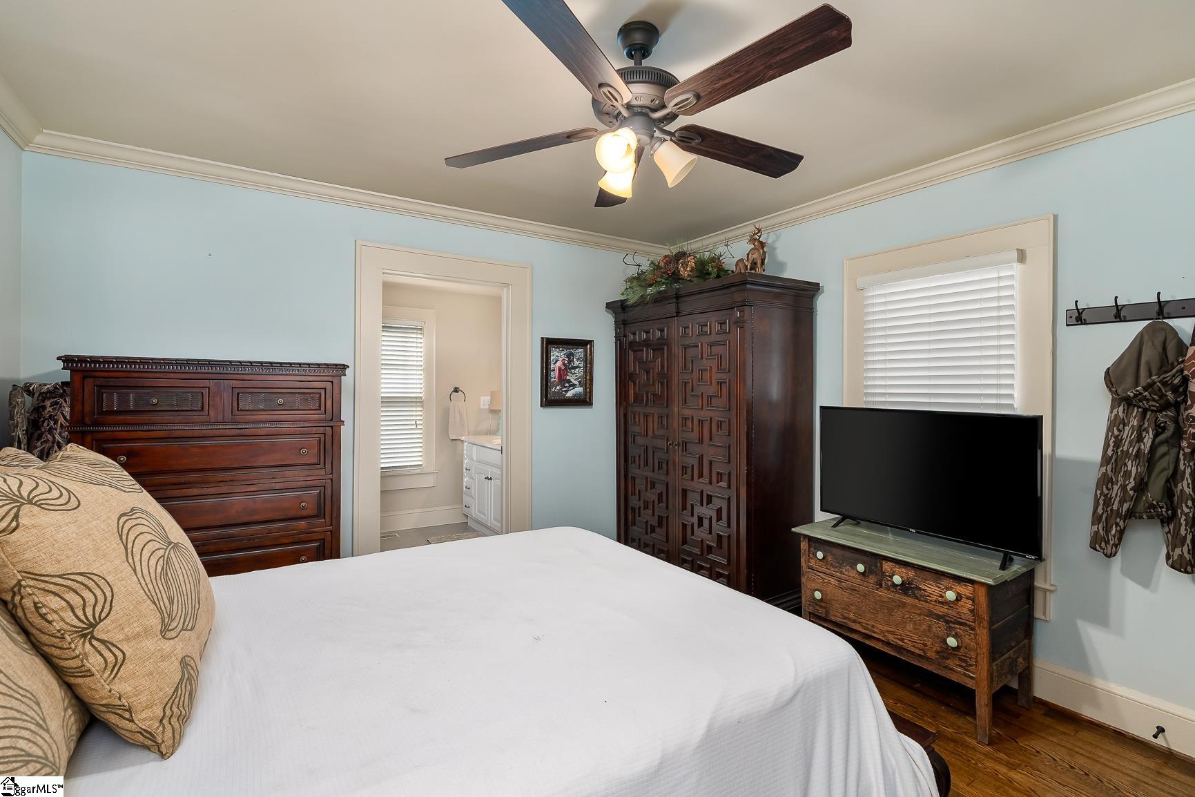 40 Keowee Avenue Property Photo 21
