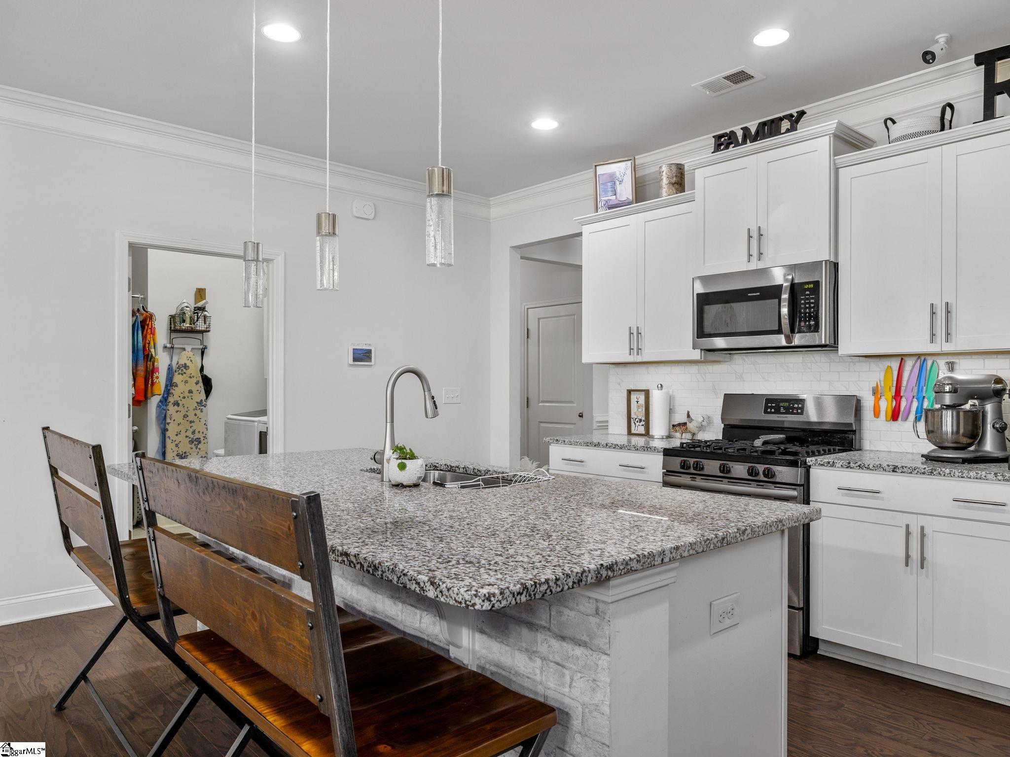 881 Deepwood Court Property Photo 11