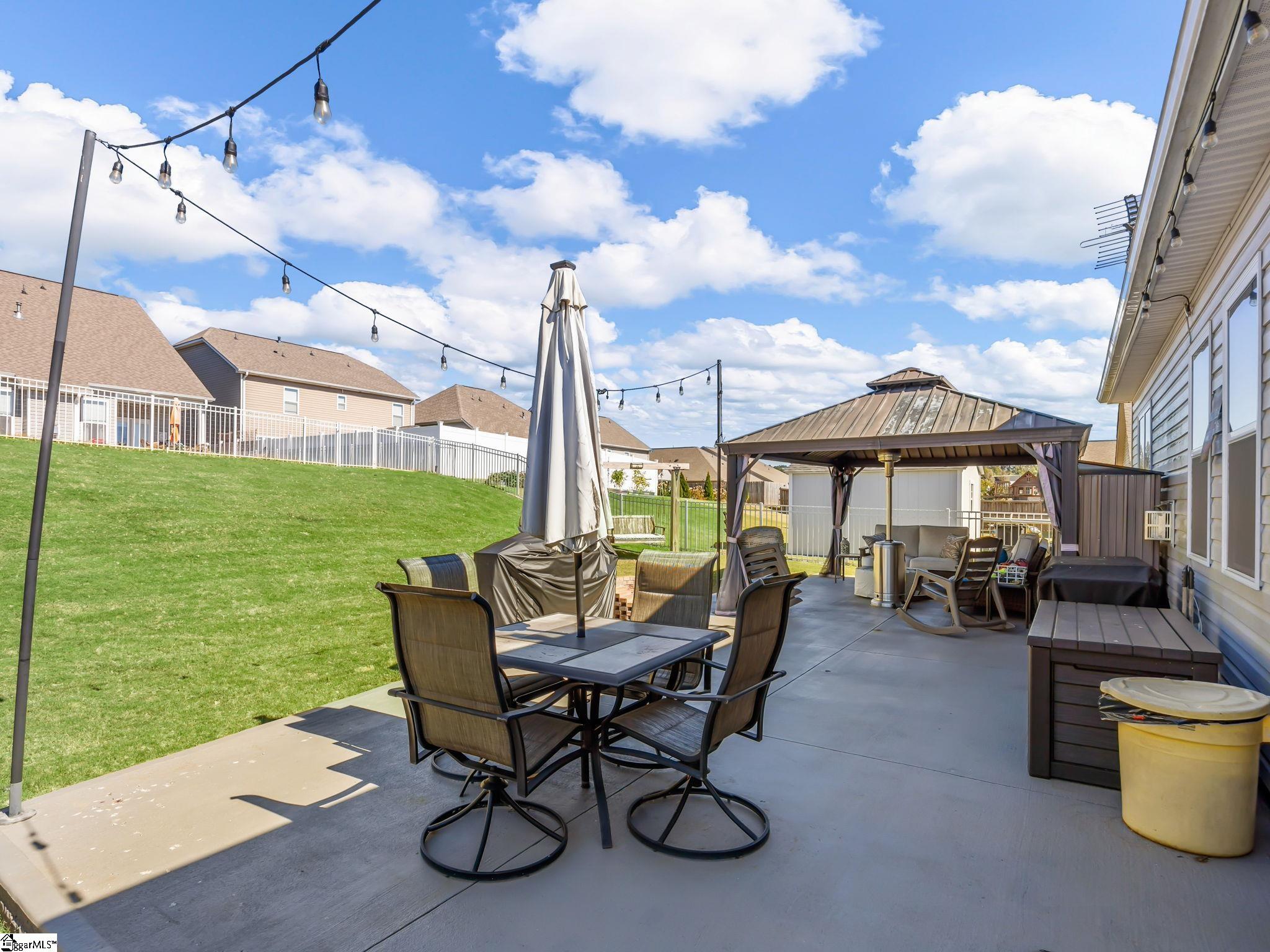 881 Deepwood Court Property Photo 32