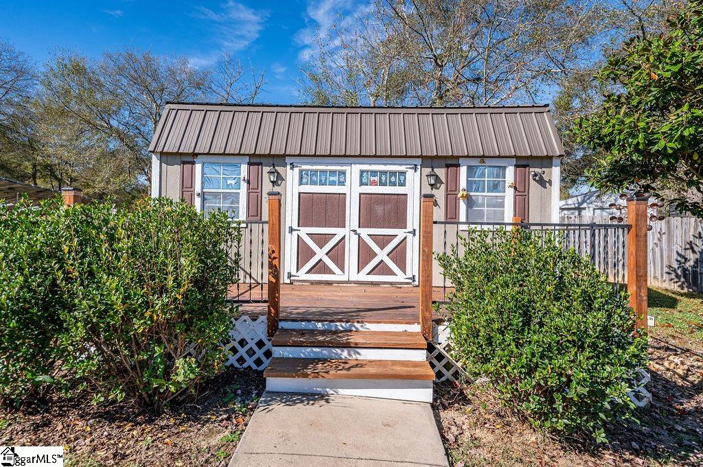 128 Barnett Road Property Photo 38