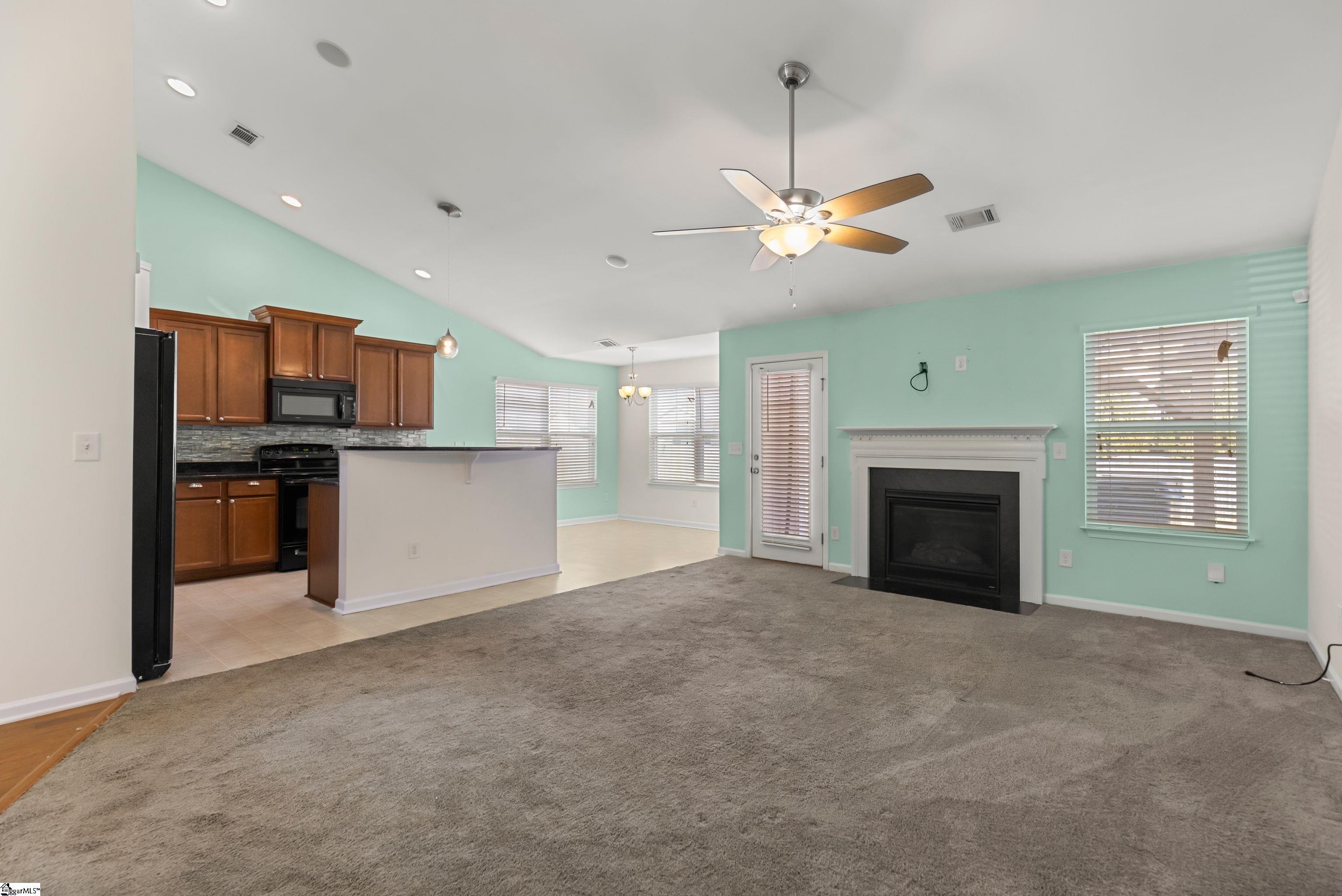 536 Goldstone Lane Property Photo 8