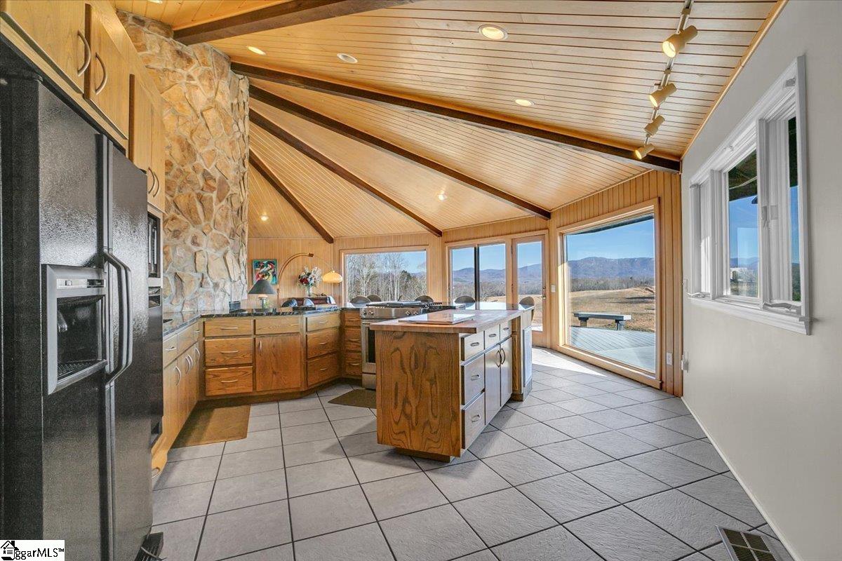 10 Lindsey Bridge Road Property Photo 7