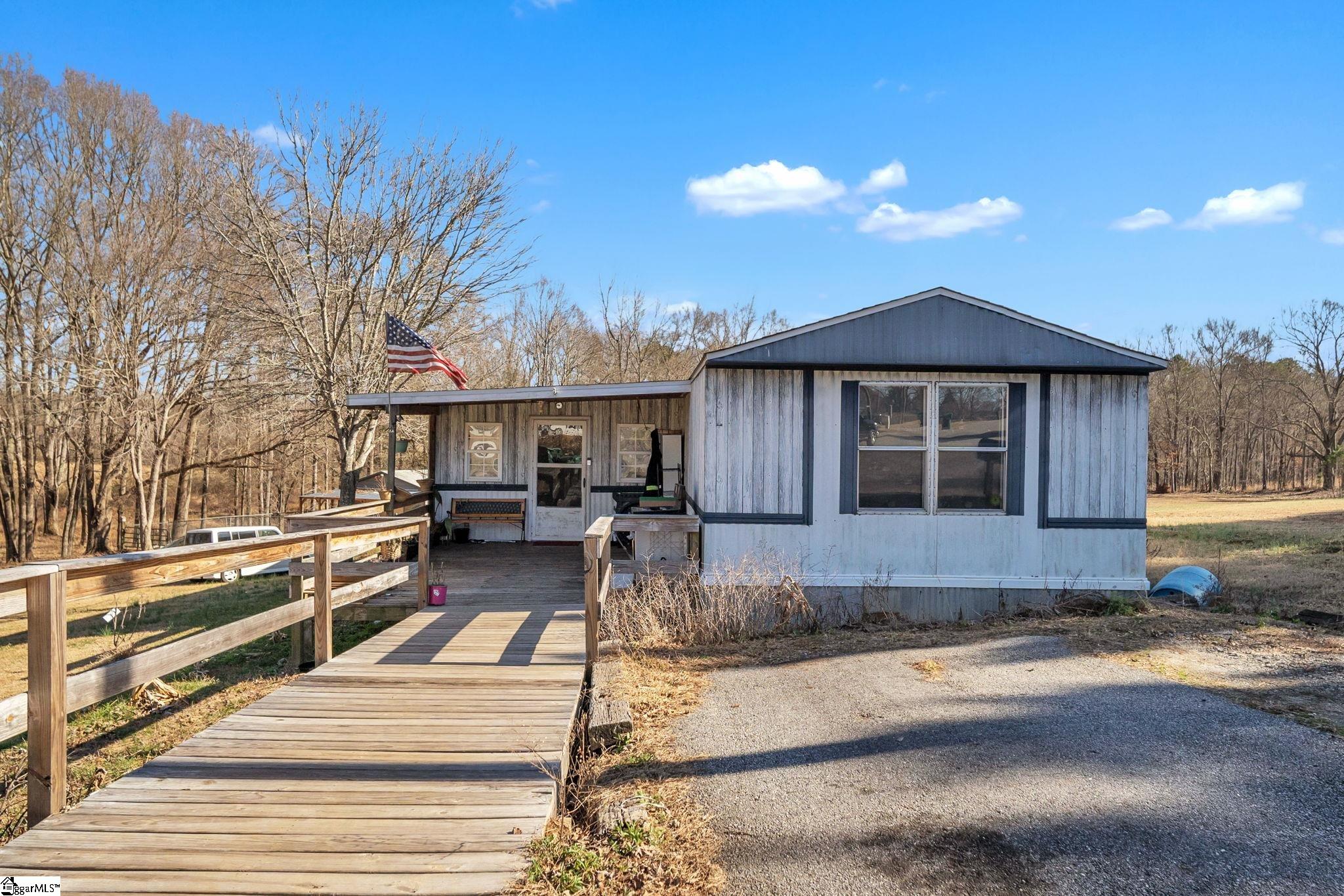 182 Tory Trail Property Photo