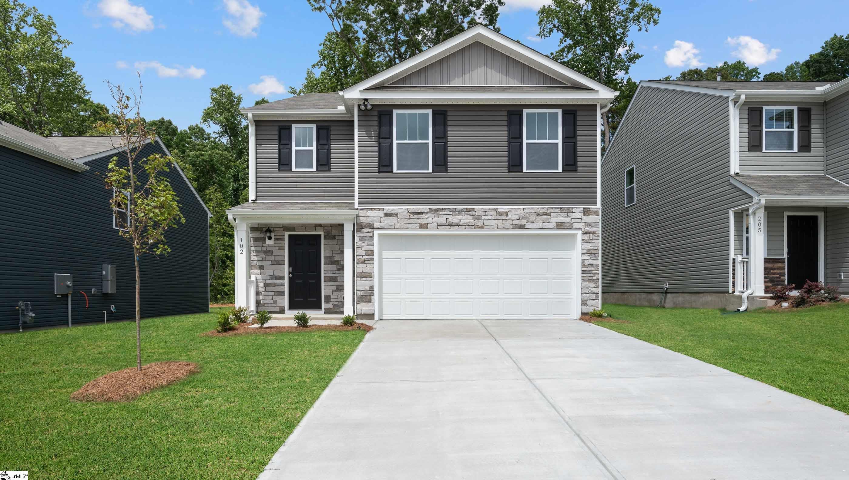 102 Licklog Court Property Photo 1