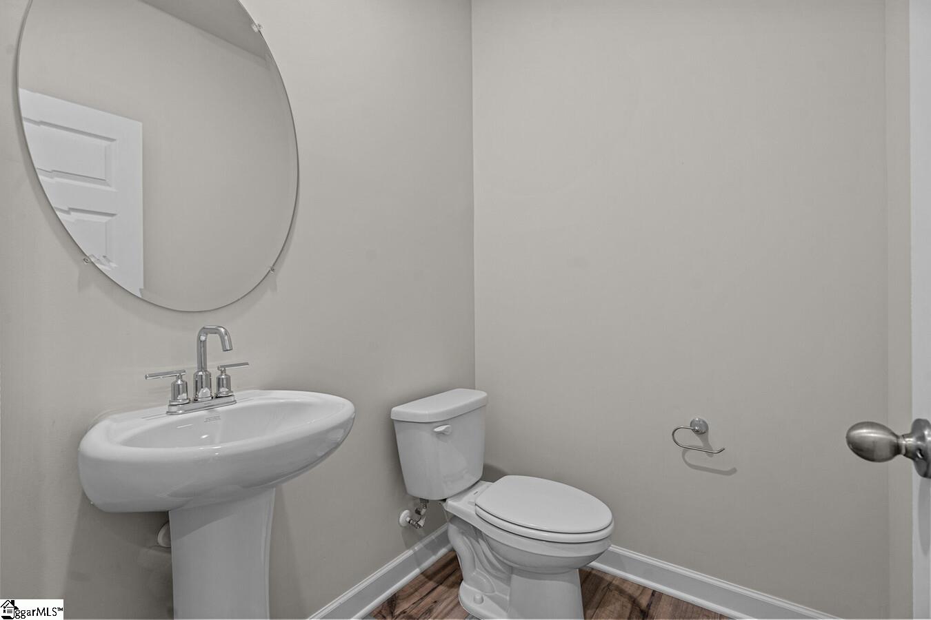403 Redear Road Property Photo 7