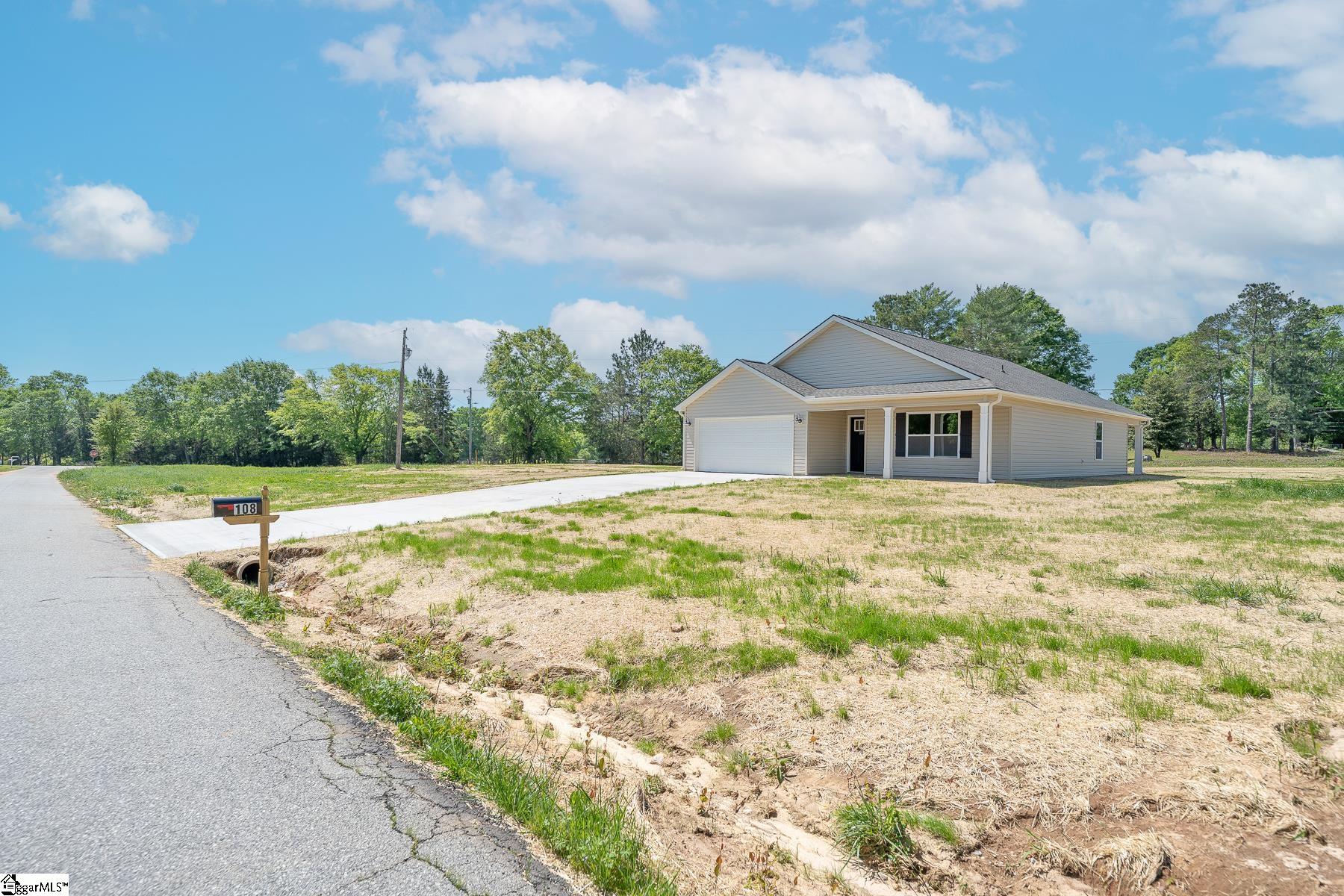 108 Lollis Road Property Photo