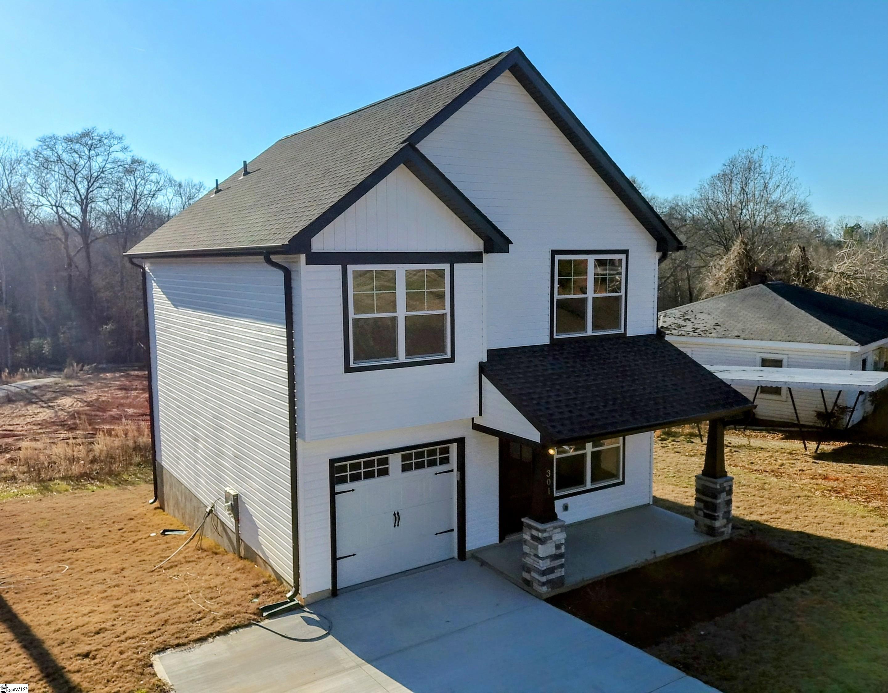 301 N Palmetto Street Property Photo