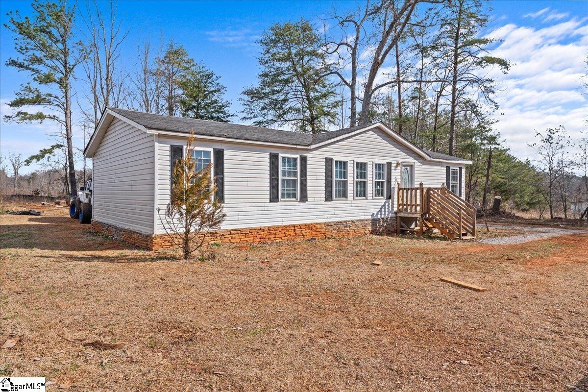 301a Willimon Drive Property Photo 3