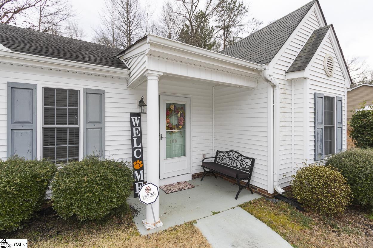 100 Forrester Drive Property Photo