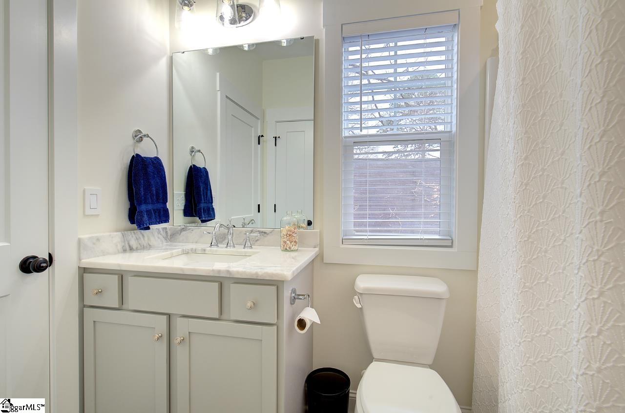 11 Baxter Street Property Photo 25