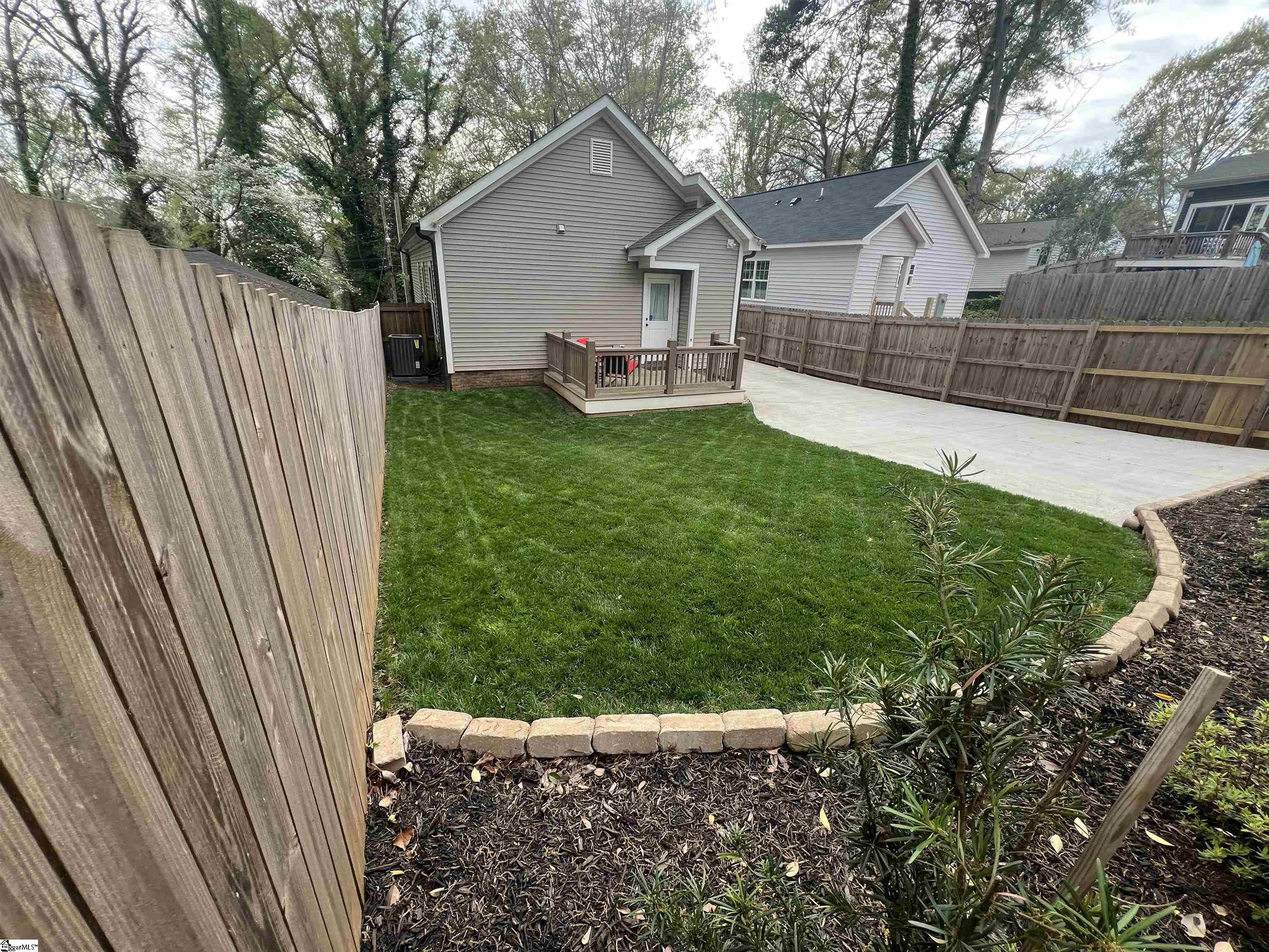 11 Baxter Street Property Photo 36