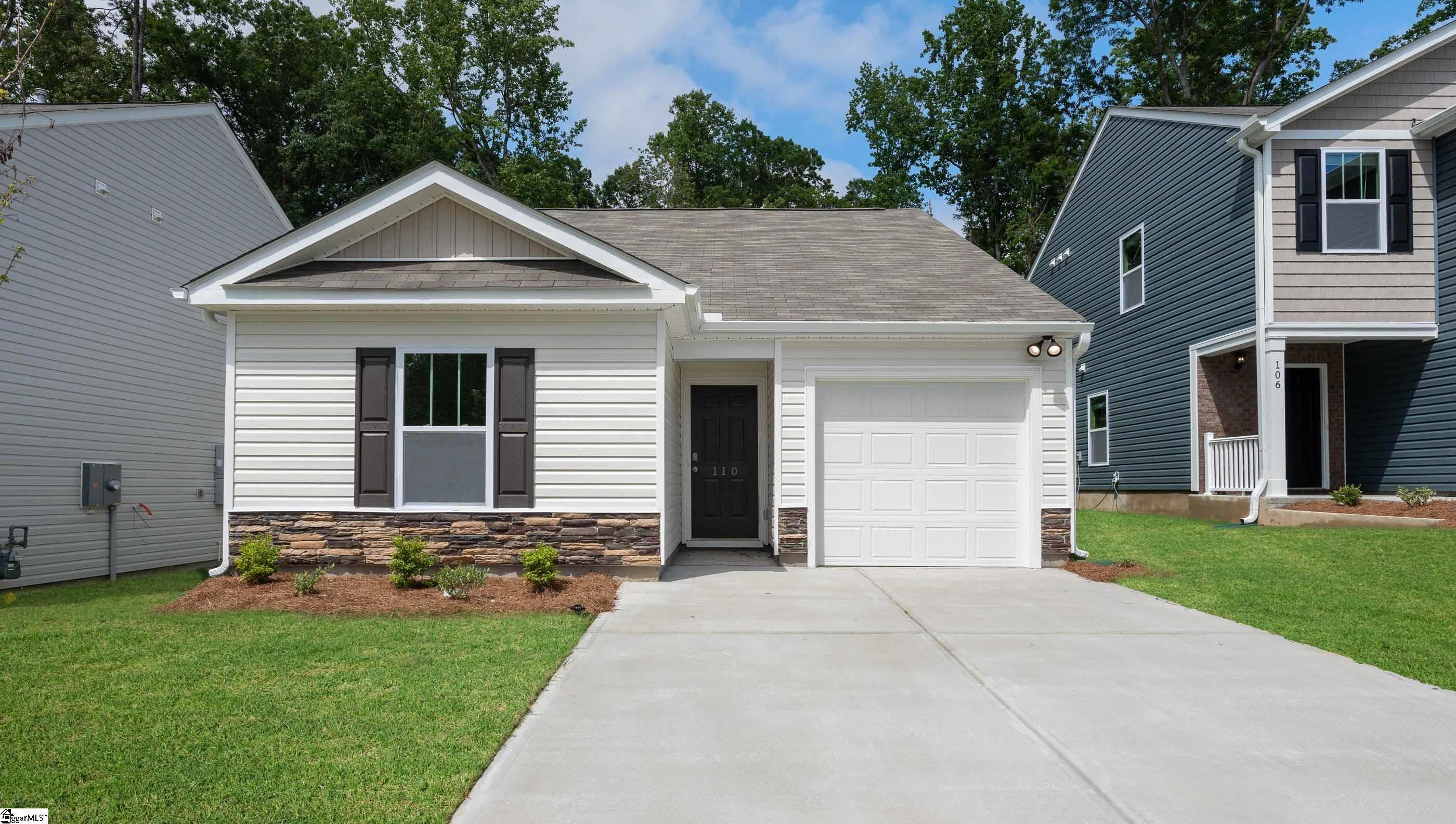 110 Licklog Court Property Photo 1