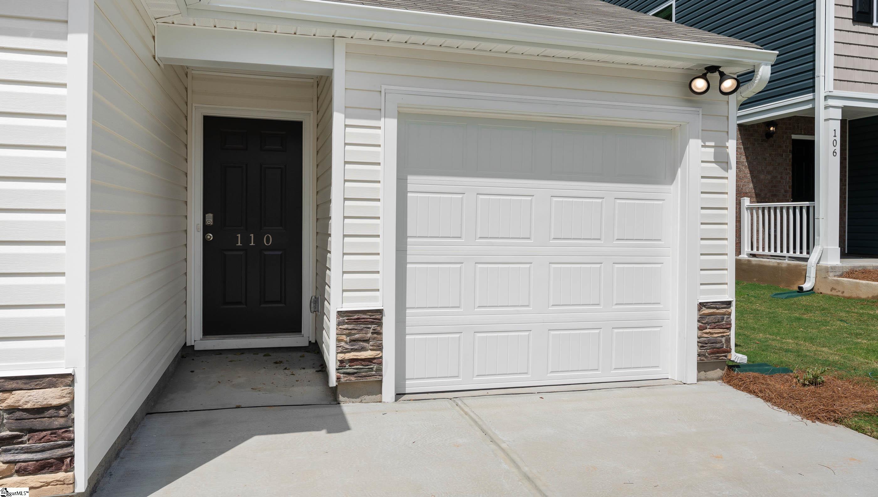 110 Licklog Court Property Photo 5